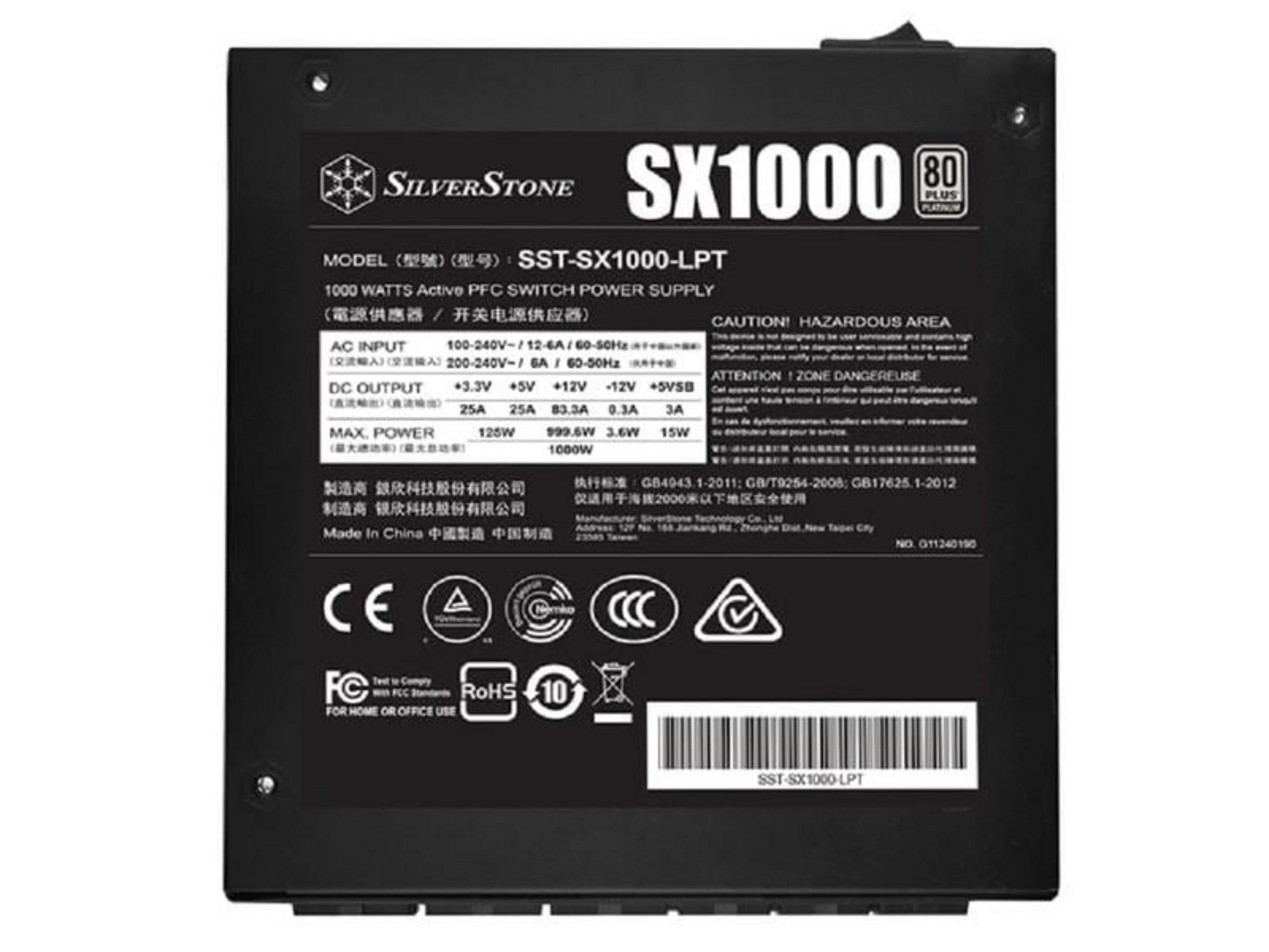 Un alimentatore nero con nome modello SX1000 e specifiche tecniche.