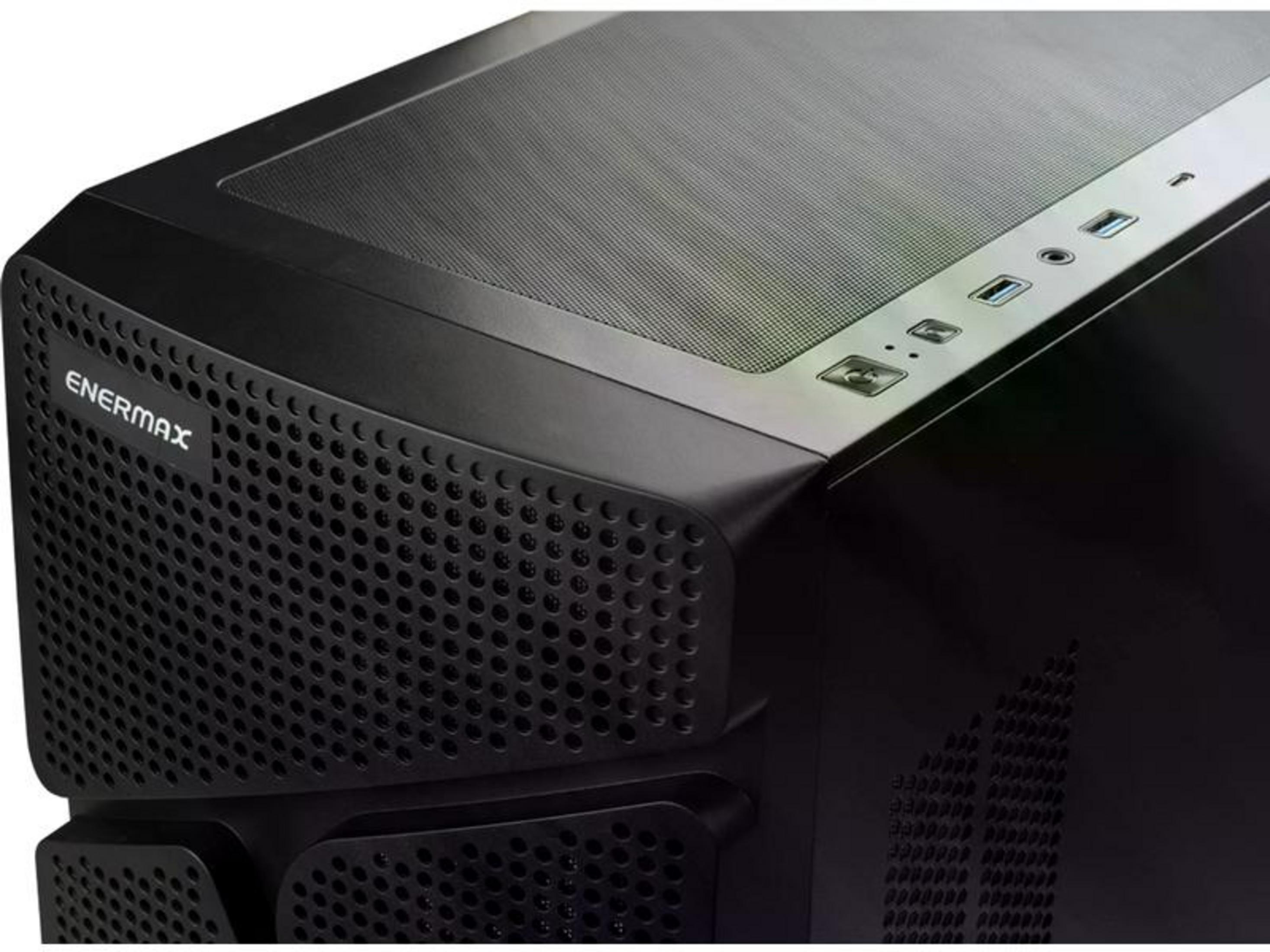 Case PC nero con prese d'aria e porte montate in alto. Logo ENERMAX.