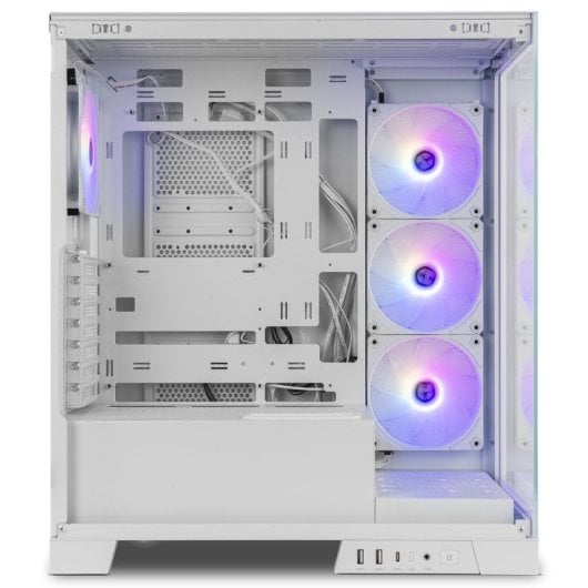 Interno case PC bianco con ventole RGB e gestione cavi pulita.