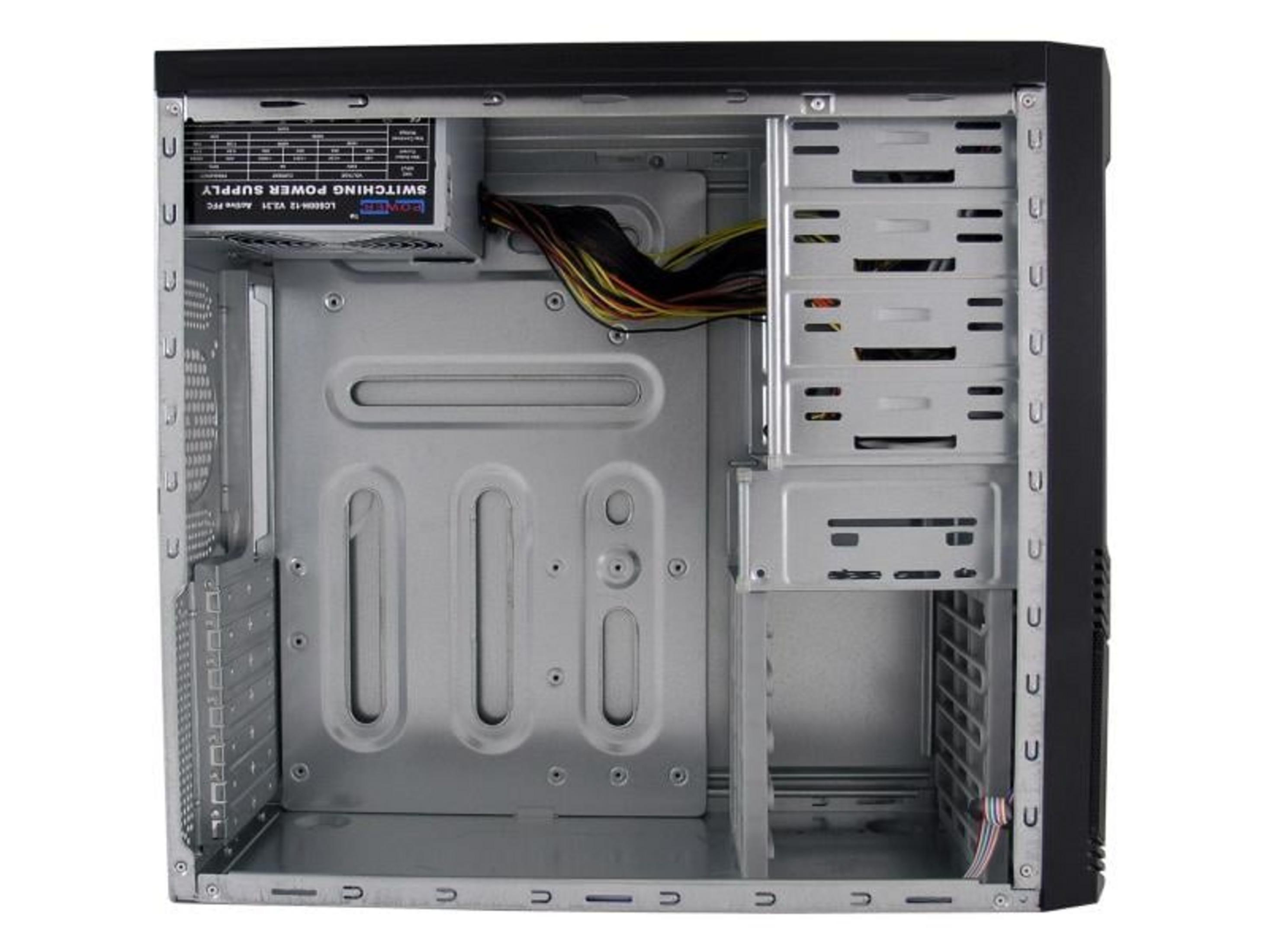 Vista interna di un case per computer con alimentatore e cavi.