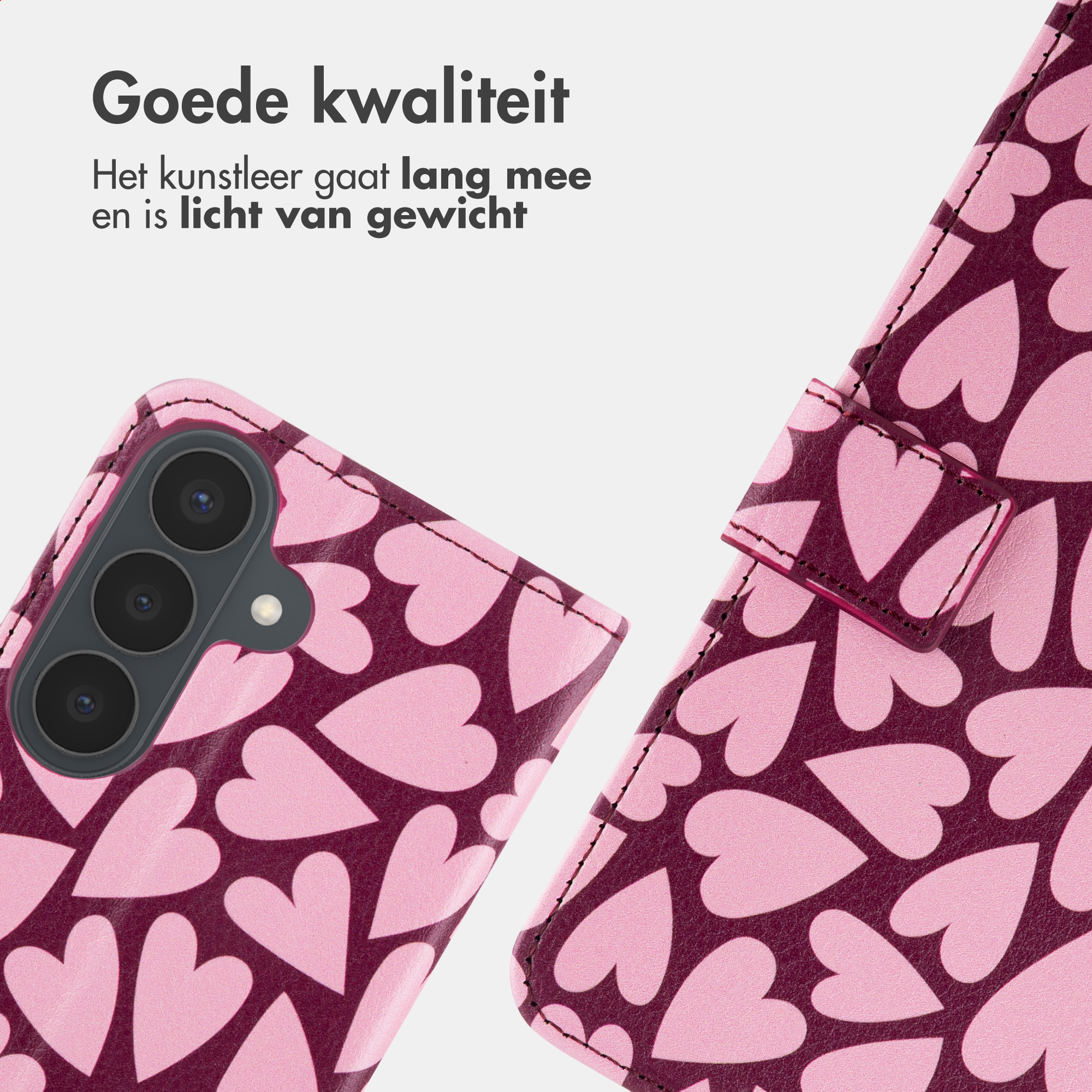 Een roze telefoonhoes met hartjespatroon en camera-opening.