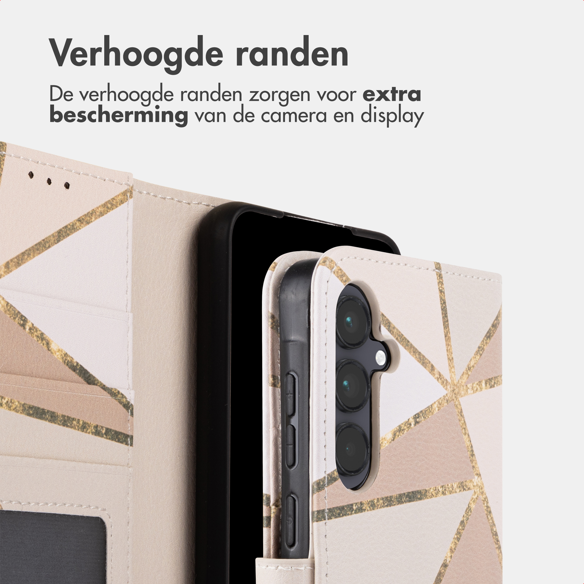 Una custodia per telefono con bordi rialzati e motivo geometrico beige e oro.