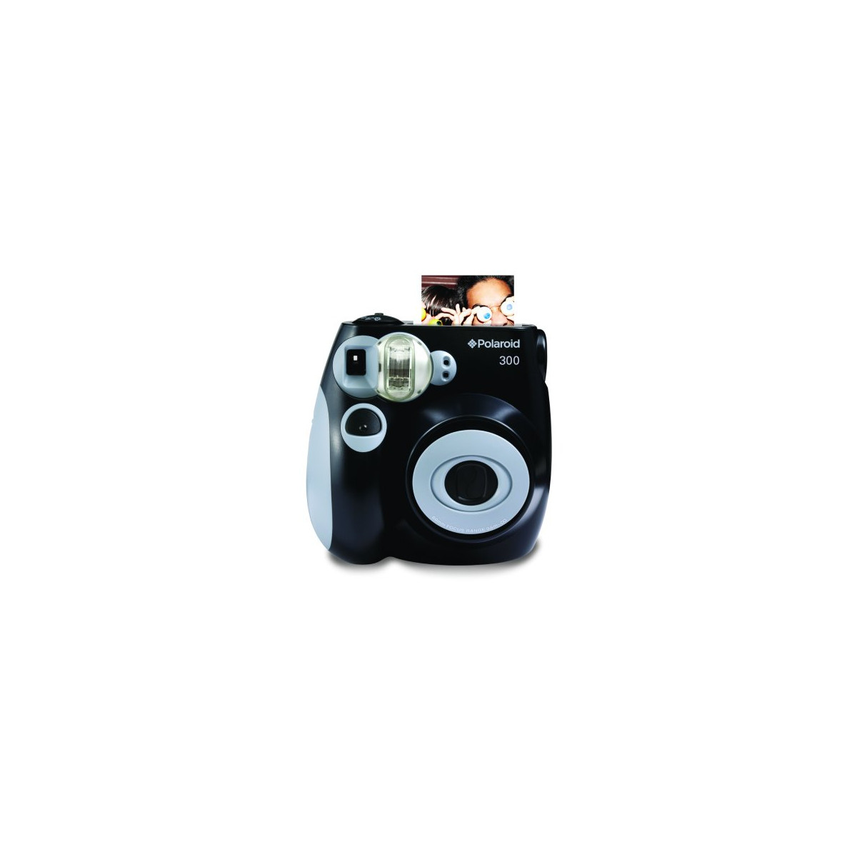 Una fotocamera istantanea Polaroid 300 nera con un piccolo cartoncino fotografico che sporge dalla fessura.