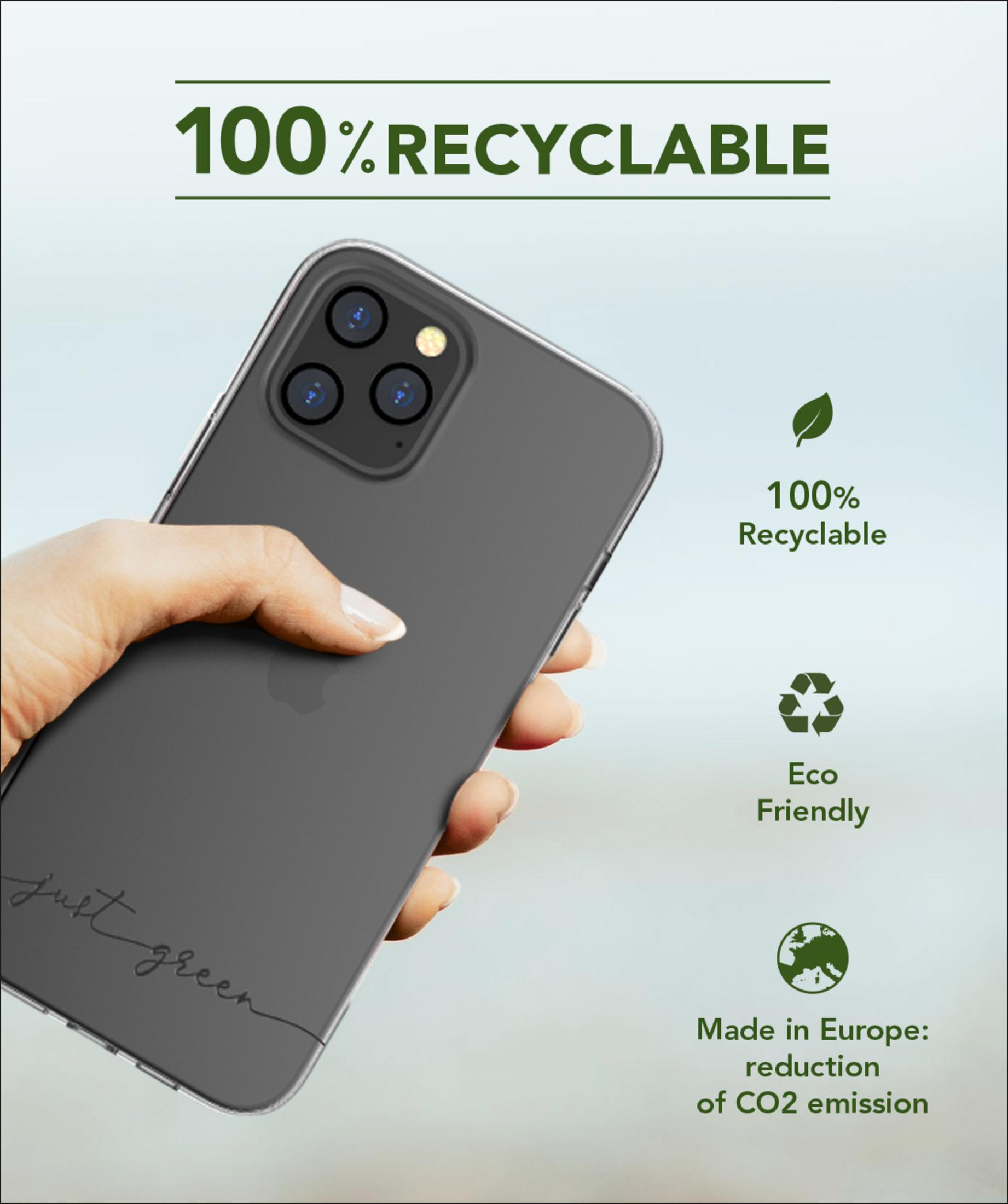 Eine Hand hält eine graue Handyhülle mit "just green" Schriftzug. Sie ist 100% recycelbar.