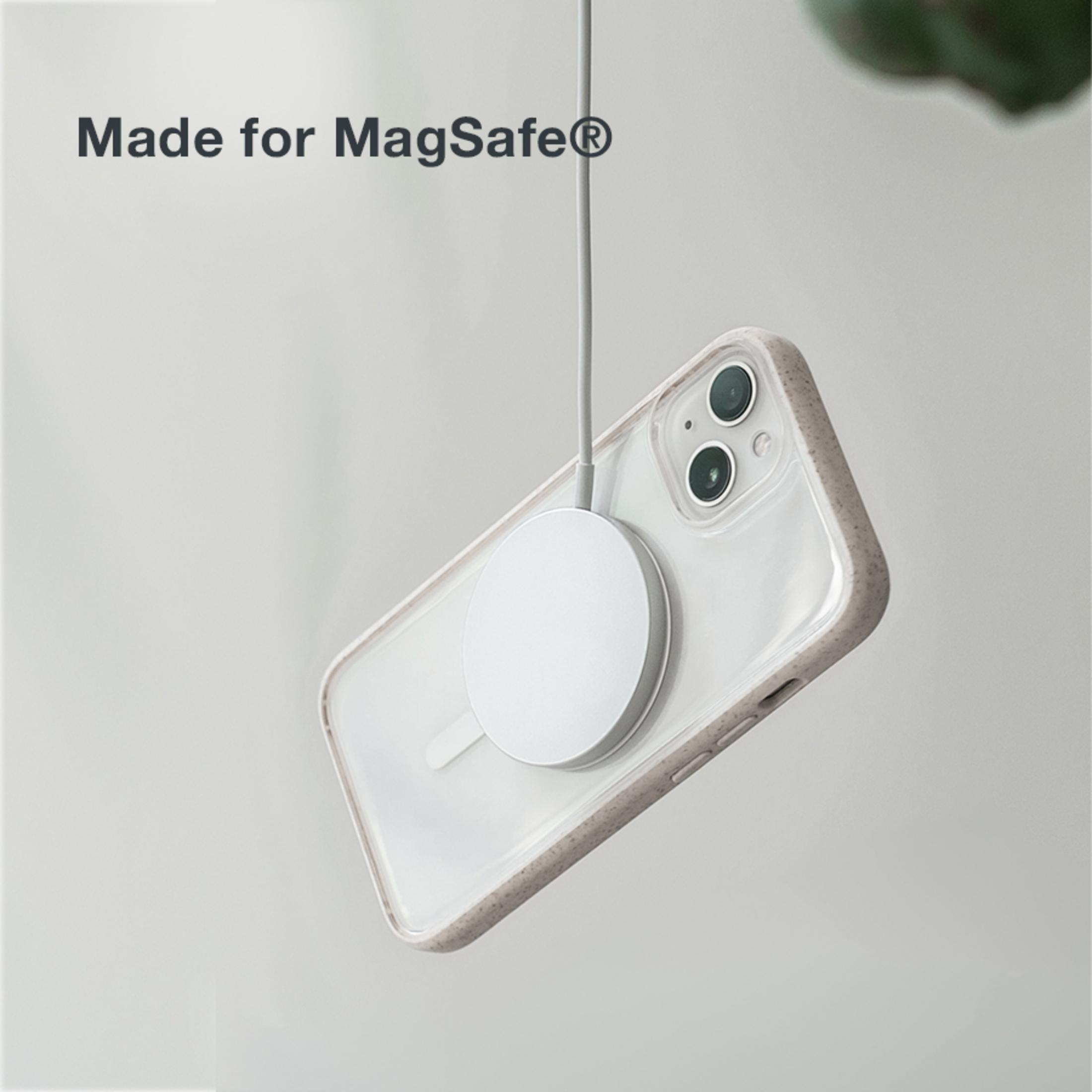 Ein weißes MagSafe-Ladegerät ist an einer durchsichtigen Handyhülle mit Handy befestigt.