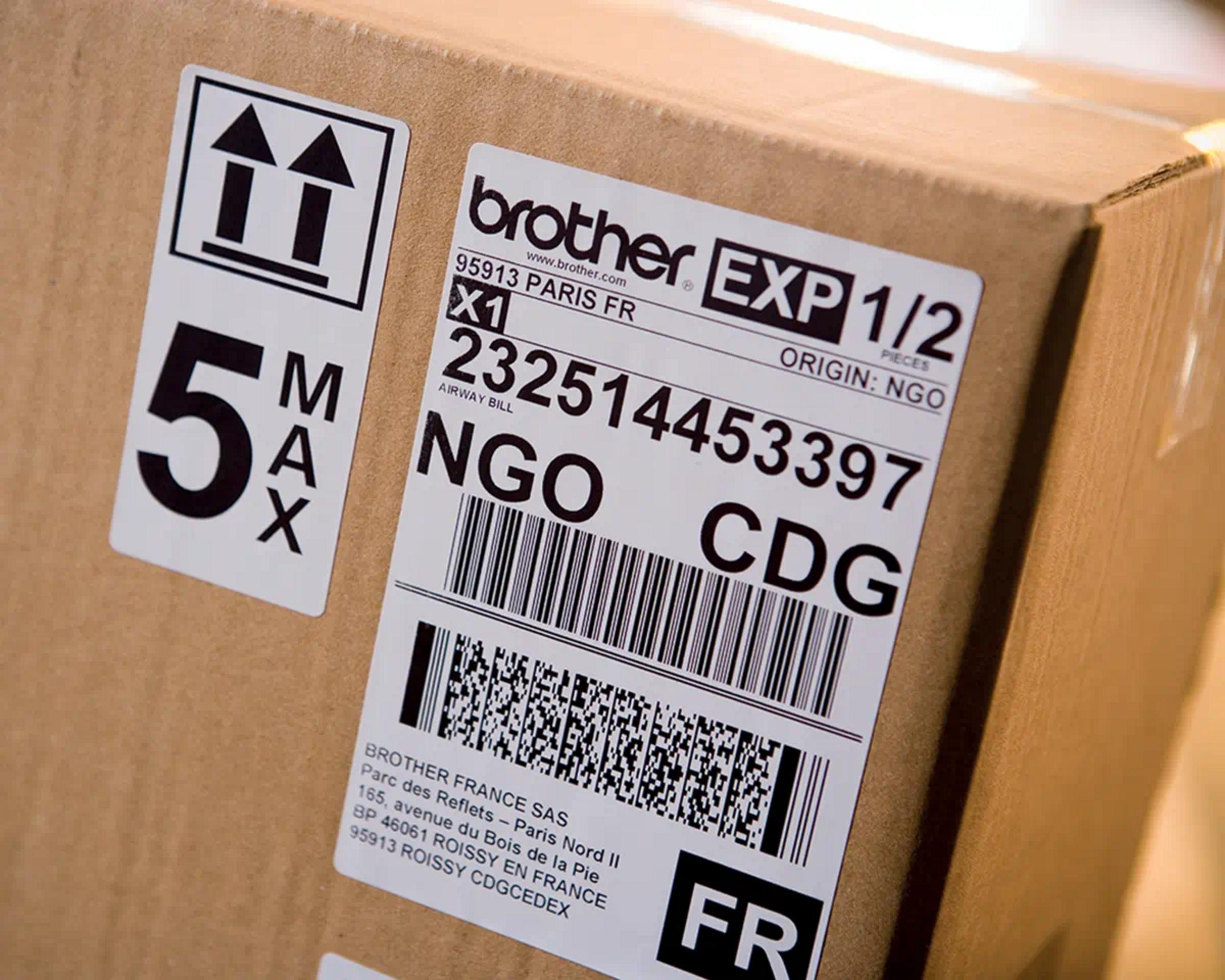 A package with Brother labels, max 5kg, airway bill number and barcodes.