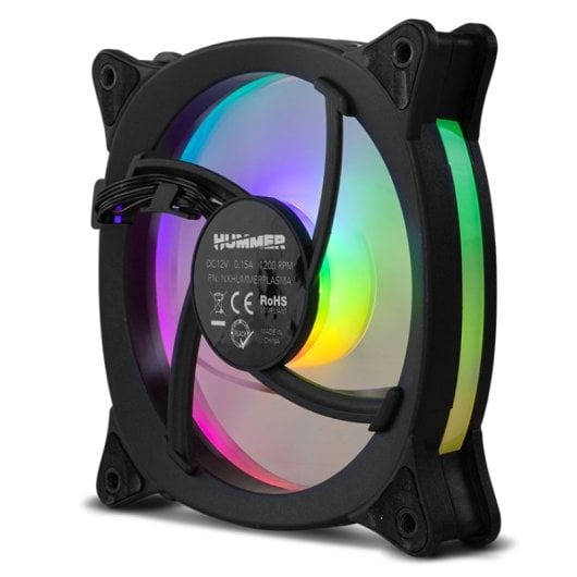 Un ventilador de PC negro con luces LED RGB coloridas y marco negro.