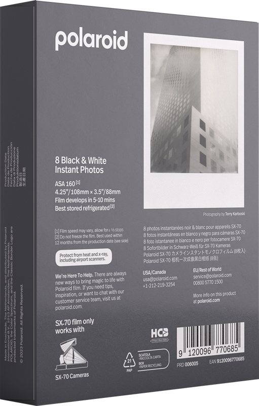 Polaroid SX-70 Black & White Sofortbilder Packung mit Bild eines Gebäudes.