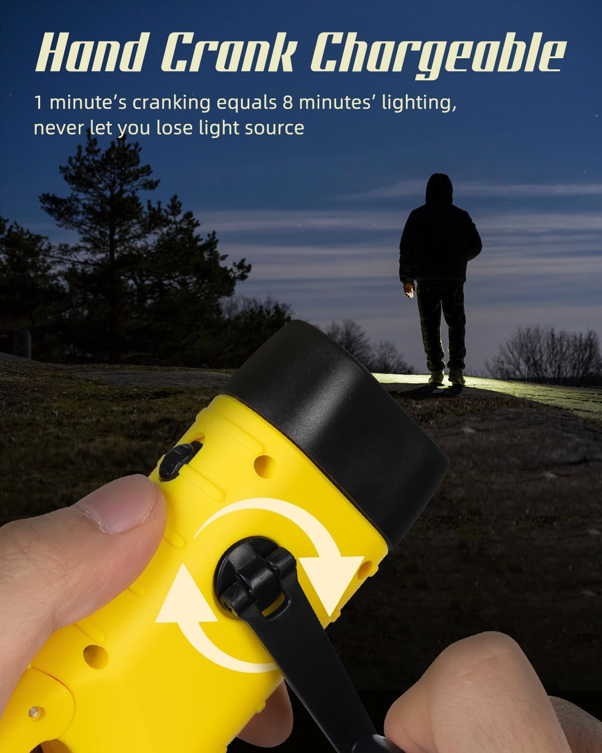 Gelbe Kurbeltaschenlampe wird von Hand gehalten, Mann im Hintergrund.