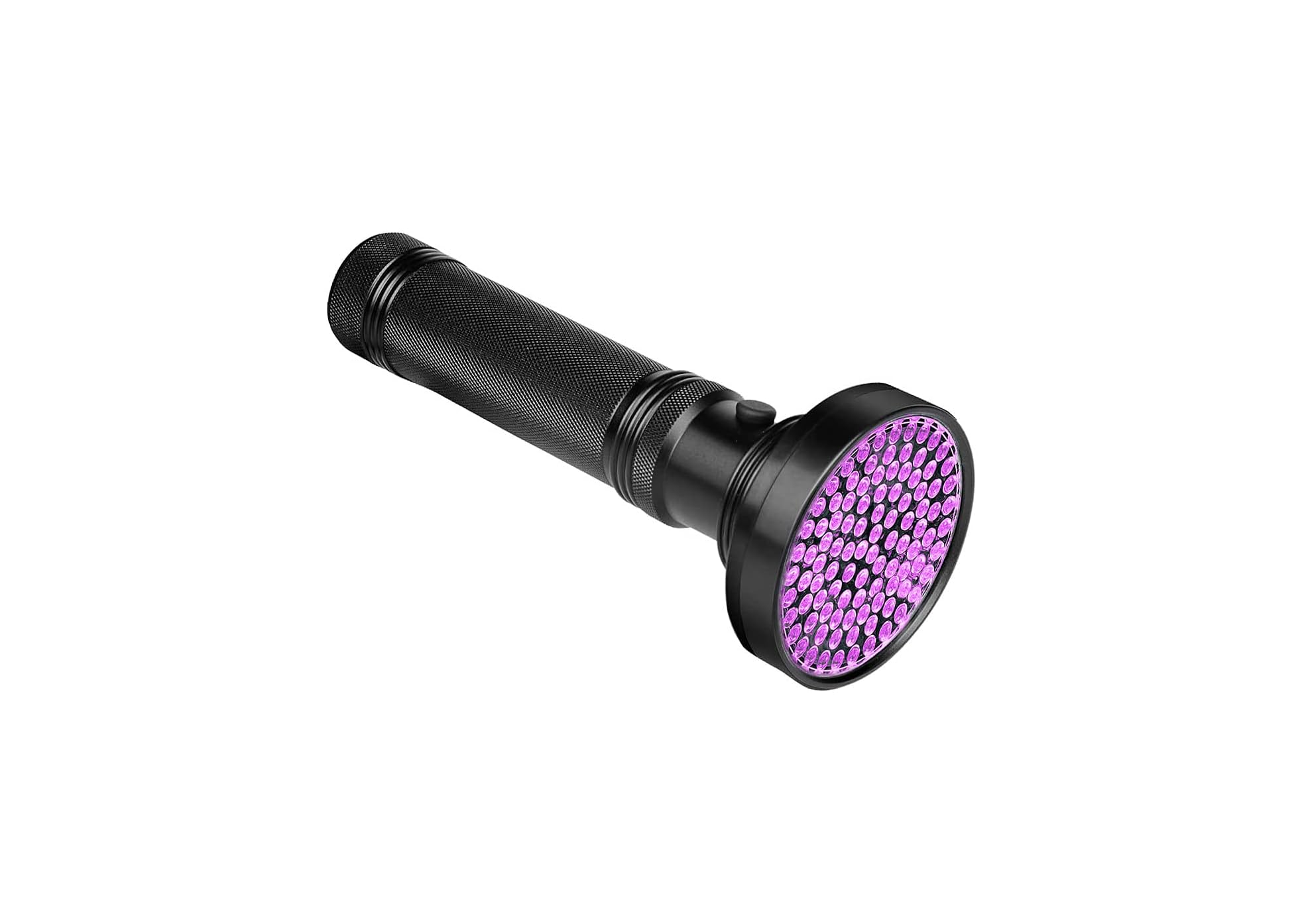 Schwarze Taschenlampe mit vielen lila LEDs auf weißem Hintergrund.