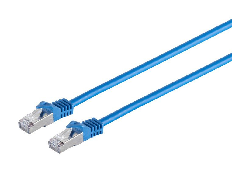 Zwei blaue Netzwerkkabel mit silbernen Steckern, diagonal auf weißem Grund.
