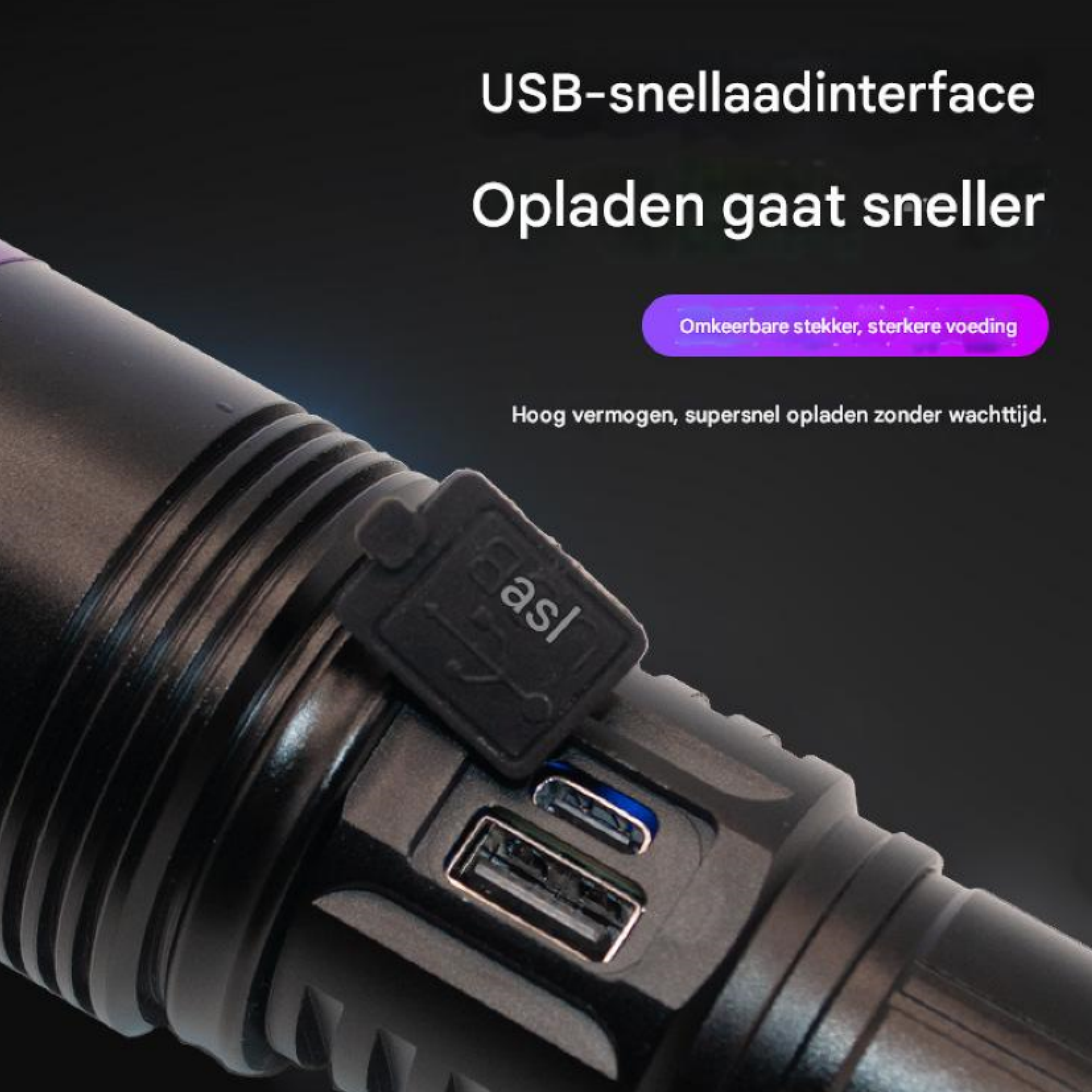 Nahaufnahme einer schwarzen Taschenlampe mit USB-Anschluss und Ladeanzeige.