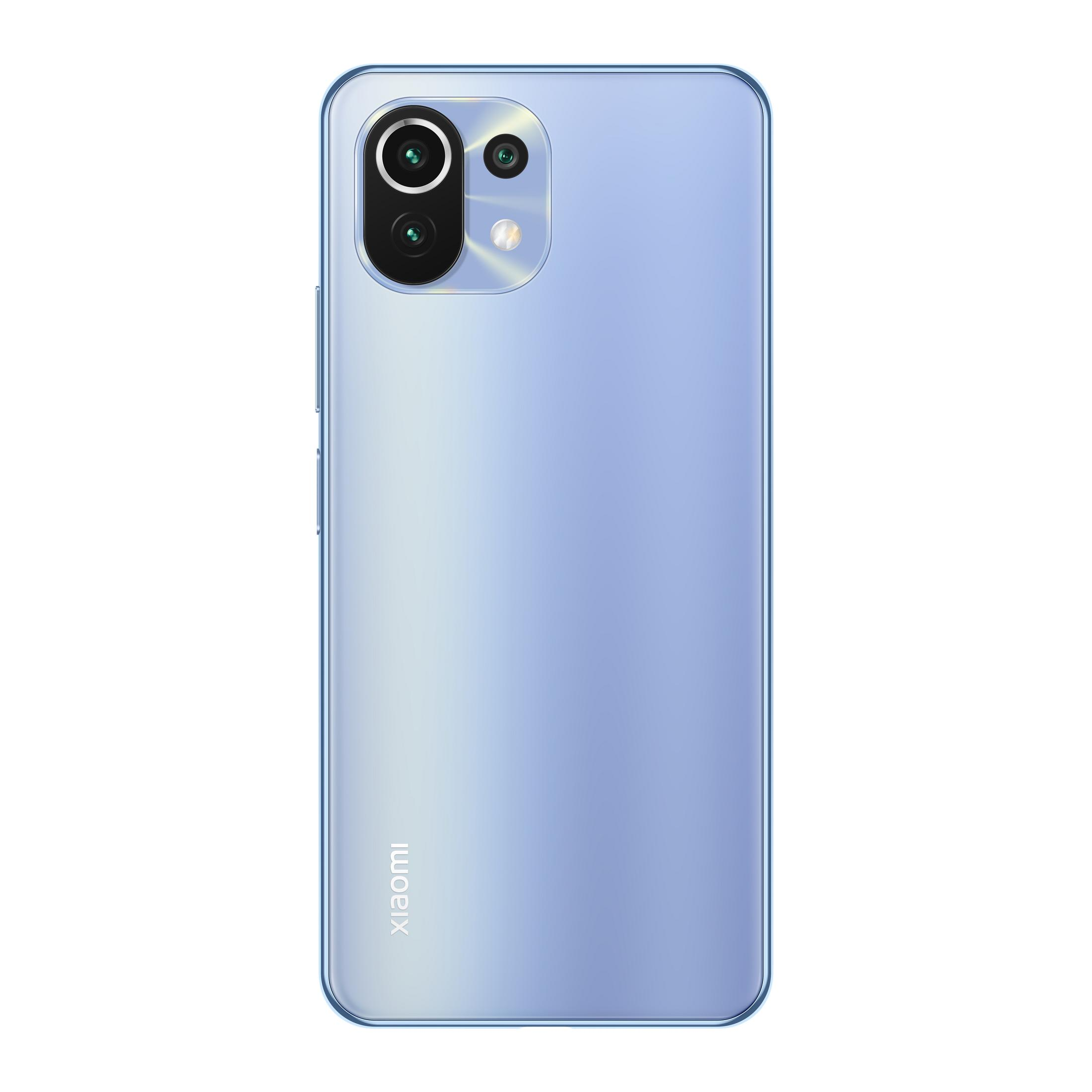 Retro di uno smartphone azzurro con tripla fotocamera e logo "Xiaomi".