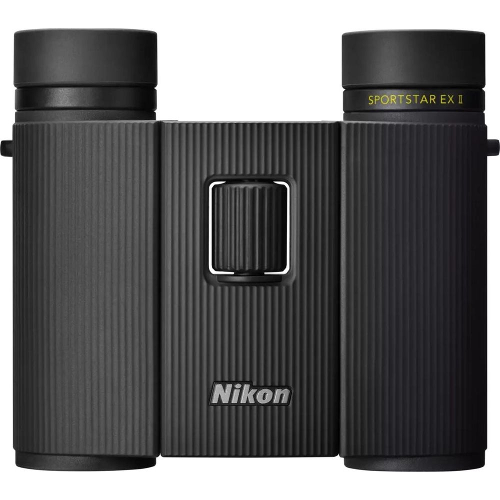 Schwarze Nikon Fernglas mit geriffelten Griffen und Fokusrad.