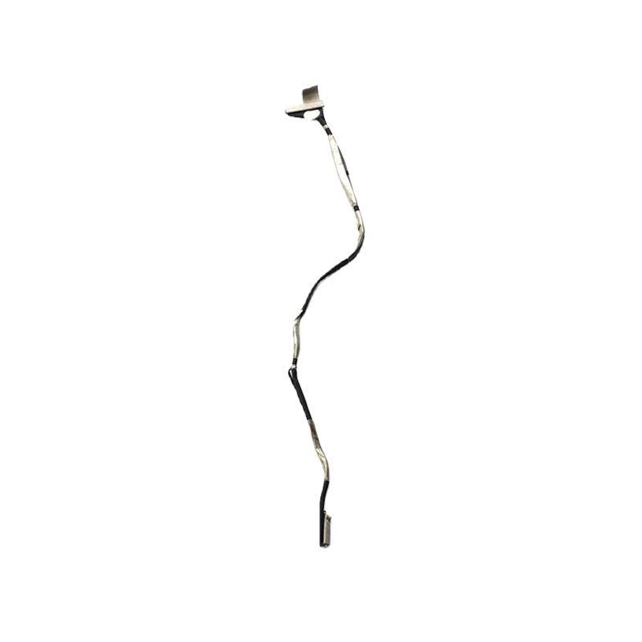 Un cable plano delgado y flexible con detalles plateados y negros.