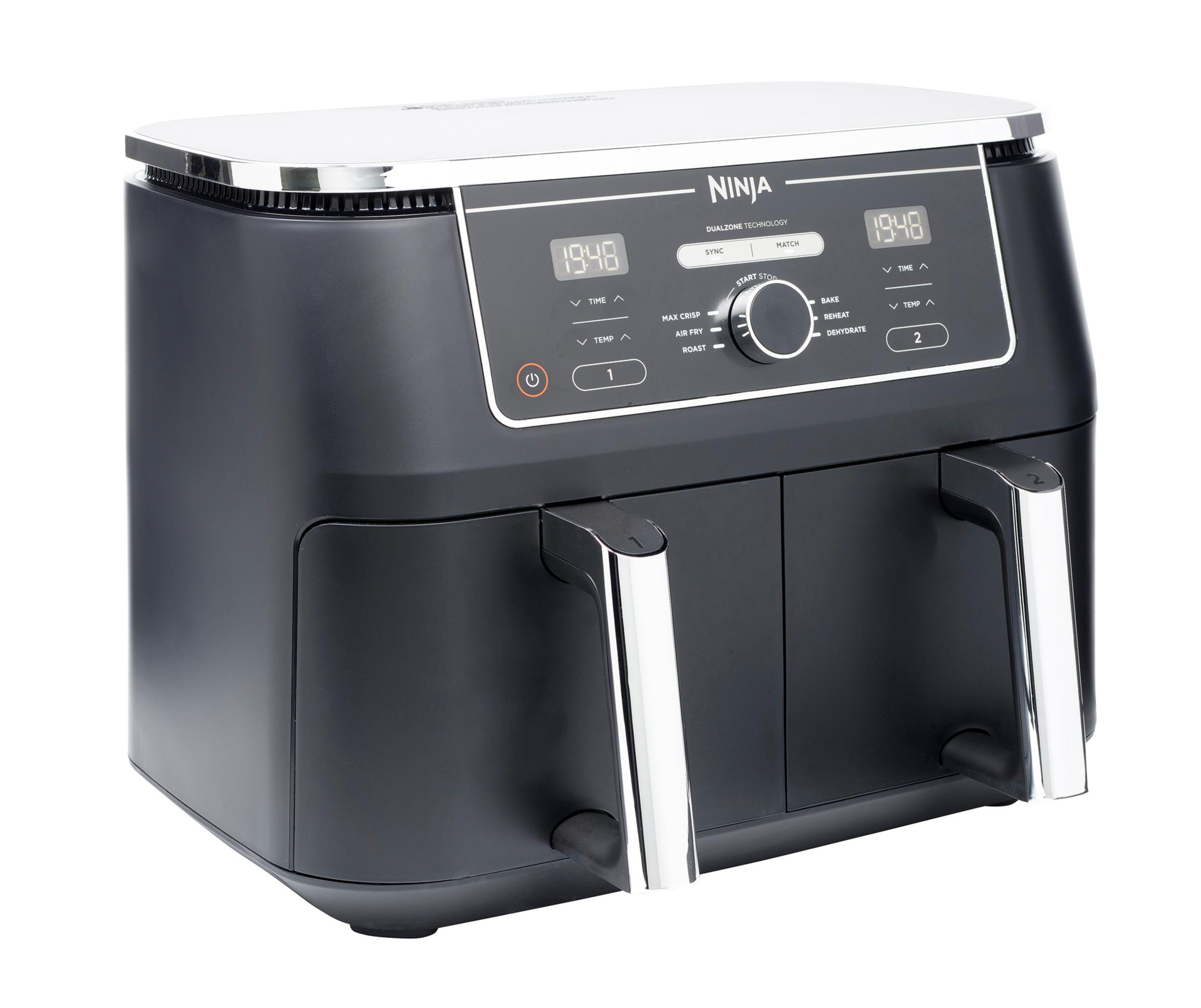 Schwarzer Ninja Dualzone Heißluftfritteuse mit digitaler Anzeige und Chromgriffen.