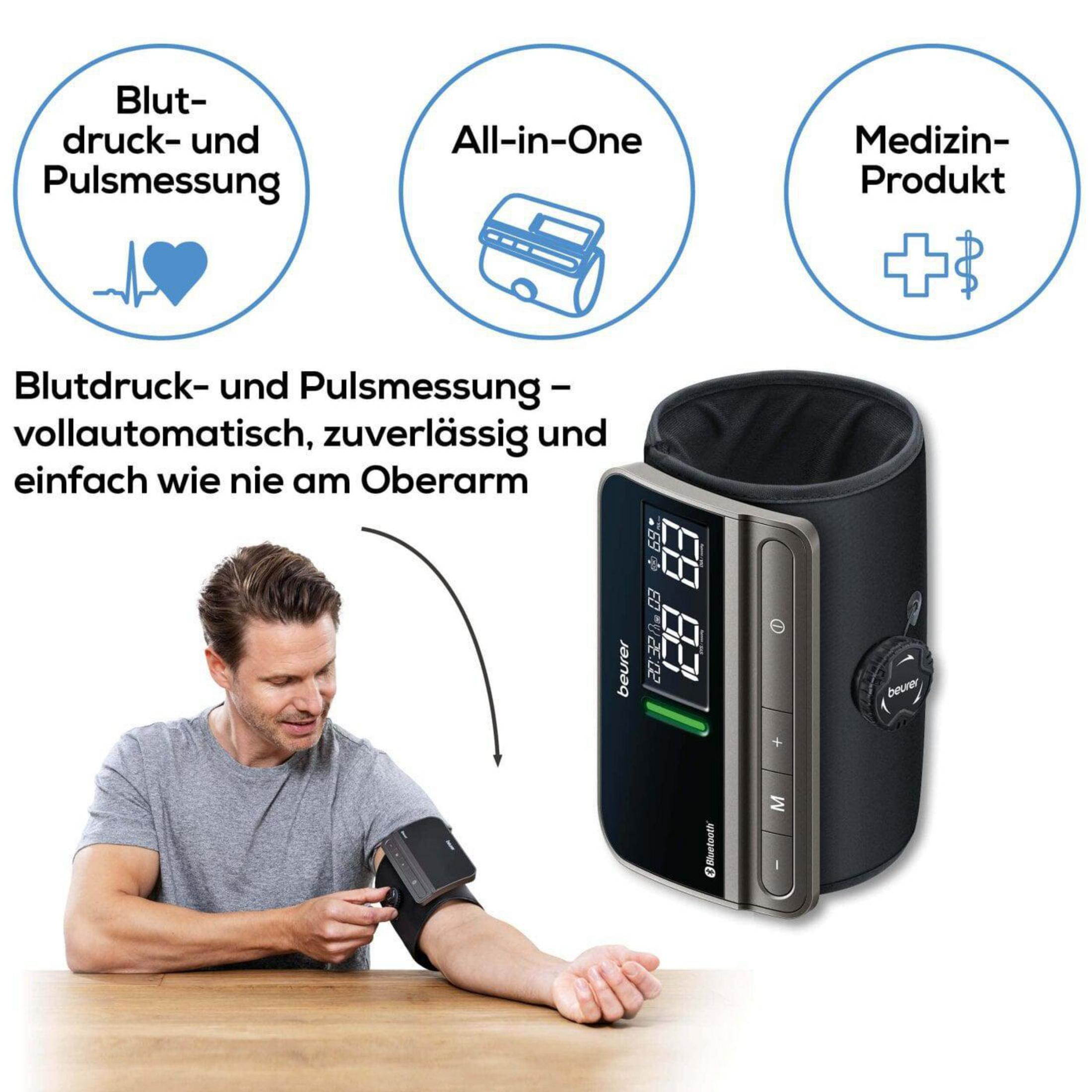 Mann misst Blutdruck am Oberarm mit einem digitalen Gerät. Illustrationen zeigen Herz, All-in-One und Medizinprodukt.