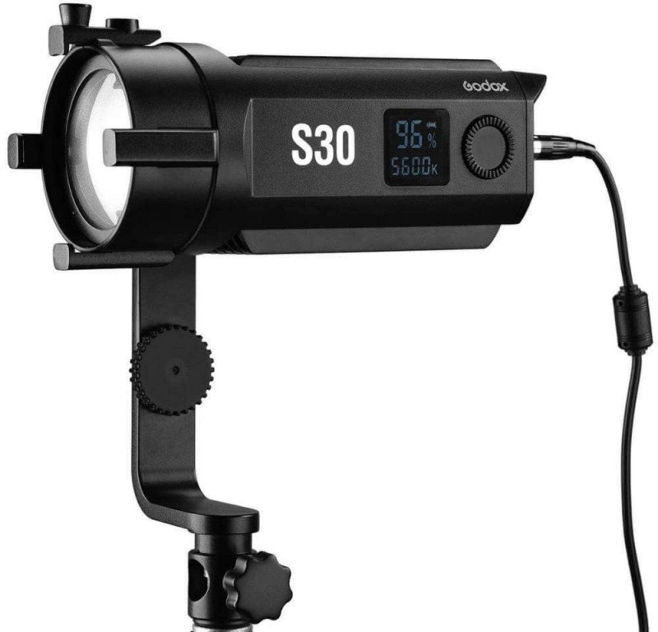Schwarzes Studio-Licht mit S30-Logo, 96% Helligkeit, 5600K Farbtemperatur.