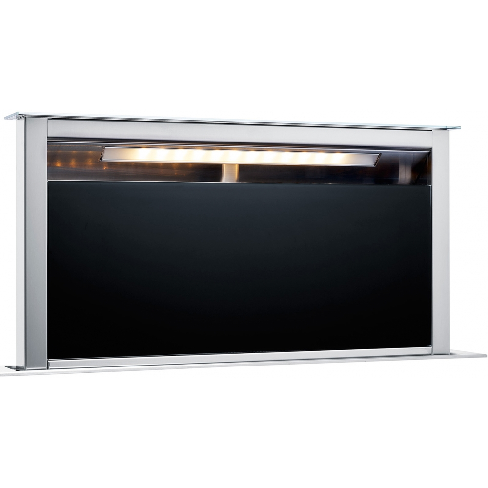 Siyah cam ön yüzlü ve LED aydınlatmalı modern davlumbaz.