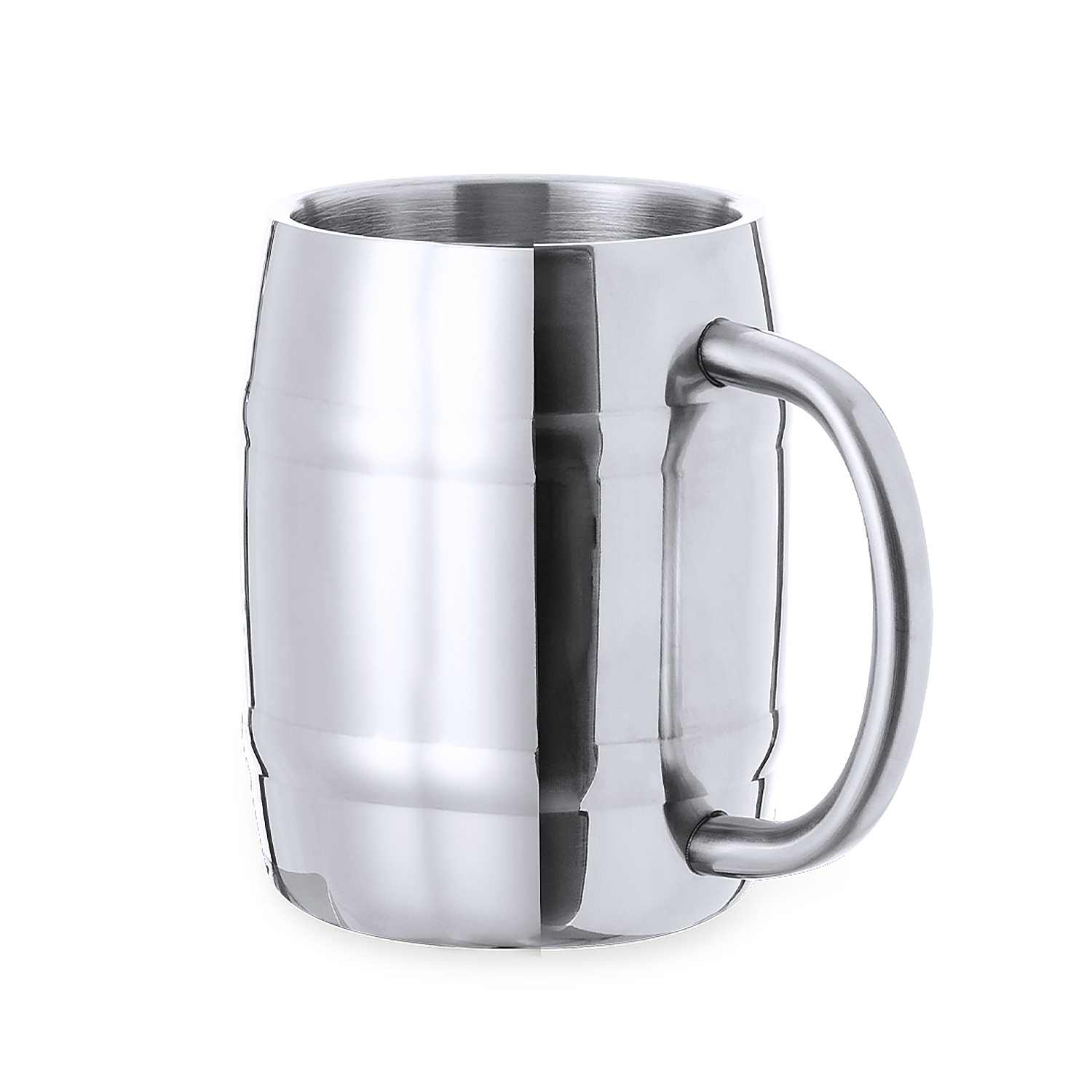 Una jarra de cerveza plateada con asa, aislada sobre fondo blanco.