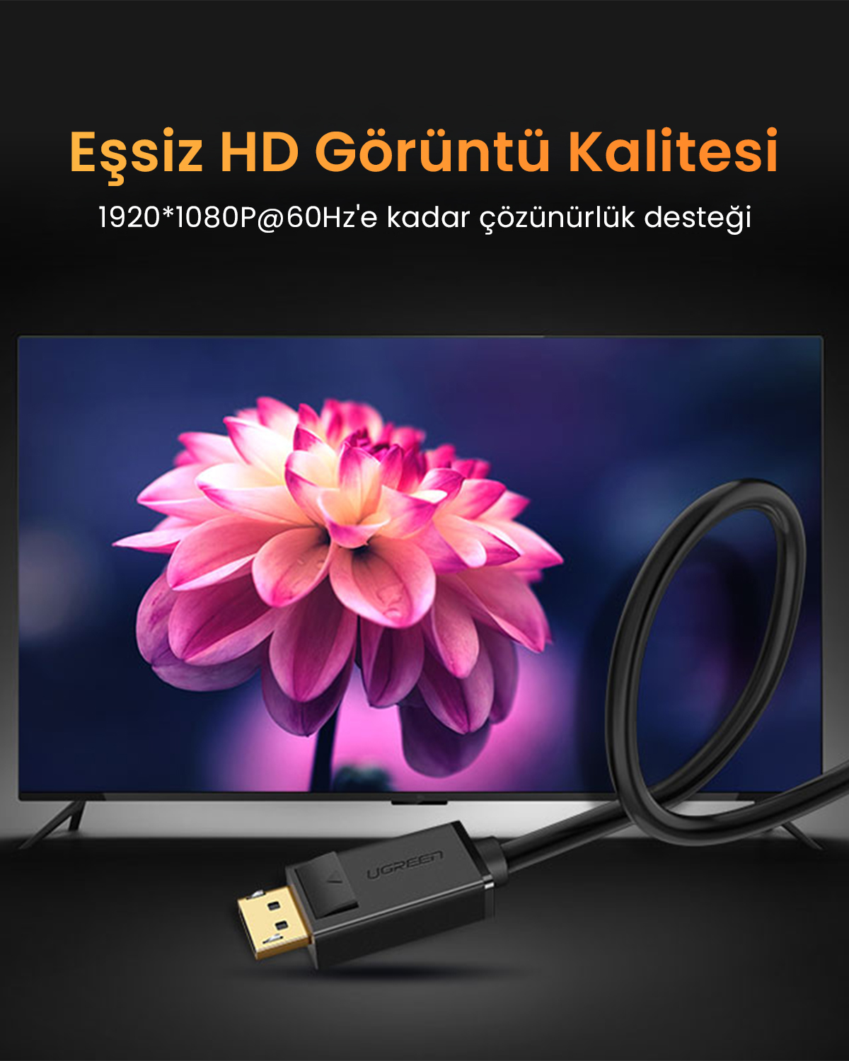 Pembe ve mor çiçek resmi gösteren bir TV'nin önünde bir DisplayPort kablosu.