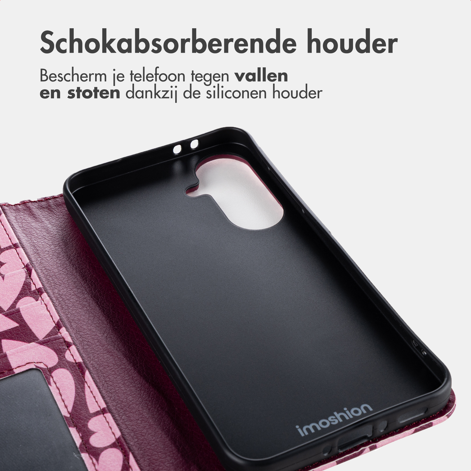 Schwarze Handyhülle mit Herzmuster auf dem Deckel und dem Logo imonshion.
