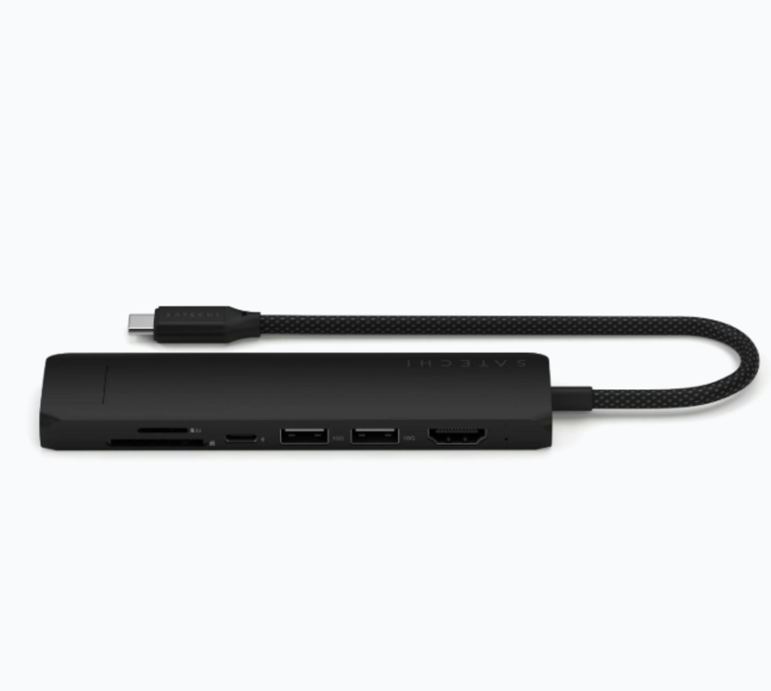 Schwarzer USB-C-Hub mit SD-Kartenleser, USB-Anschlüssen und HDMI.