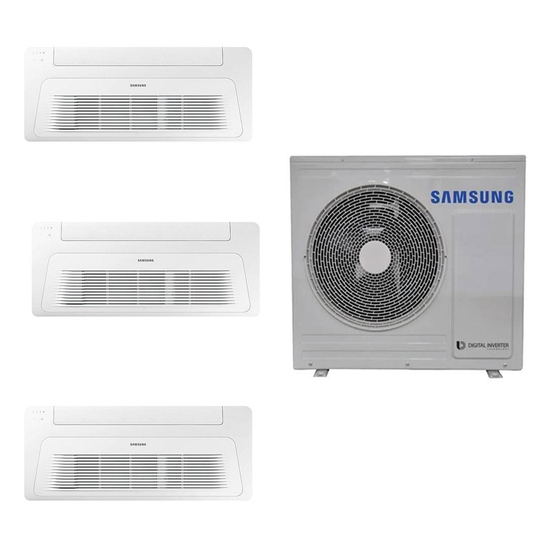 Üç beyaz Samsung iç ünite ve bir beyaz Samsung dış ünite.