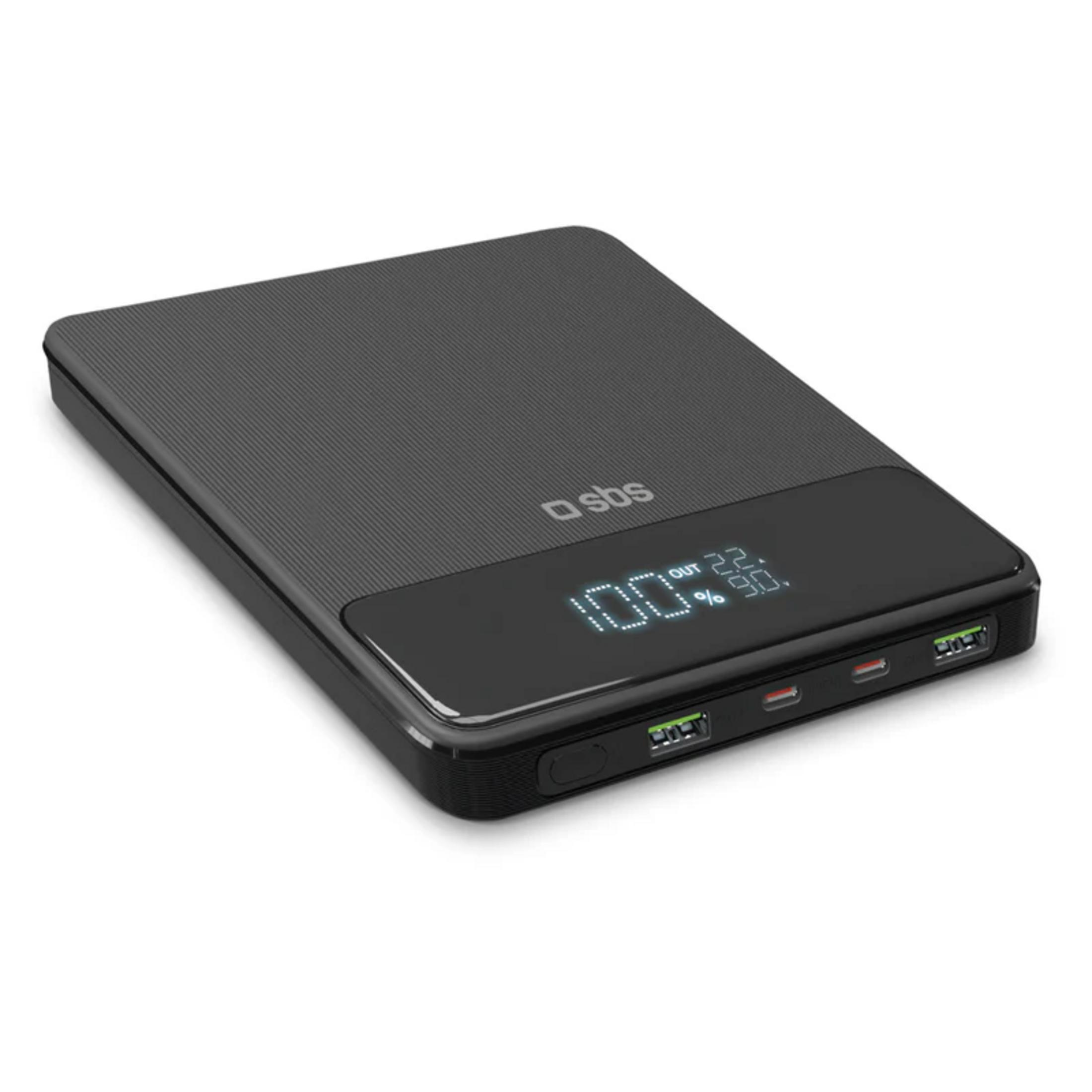 Power bank nero con display digitale al 100% e porte.