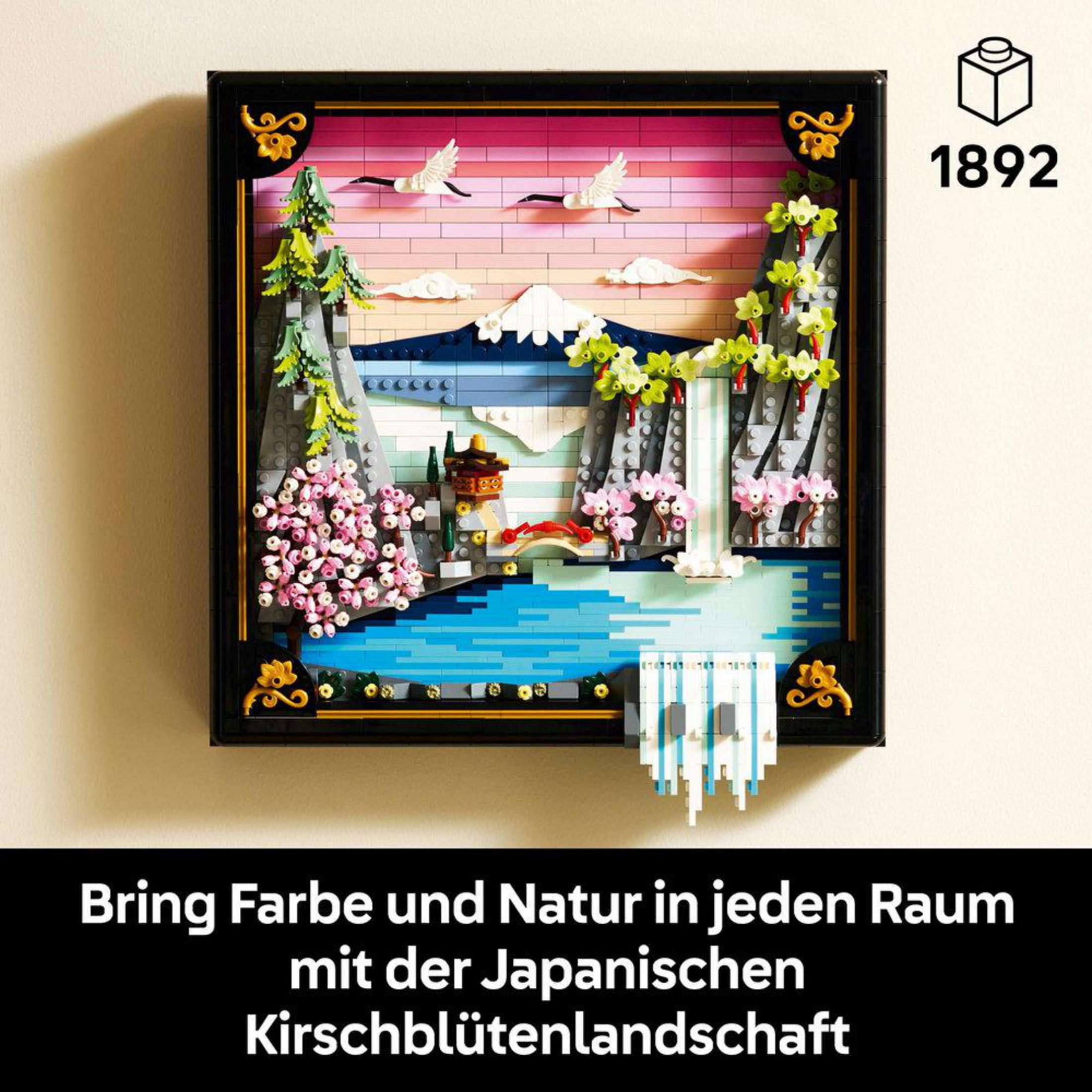Lego-set met Japans landschap, kersenbloesems, waterval, berg en kraanvogels.