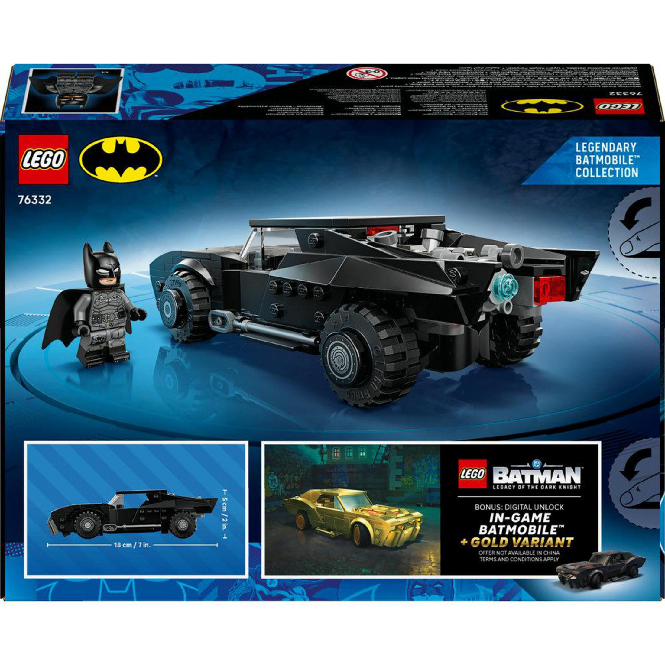 Batmóvil LEGO Batman con figura de Batman sobre fondo azul.