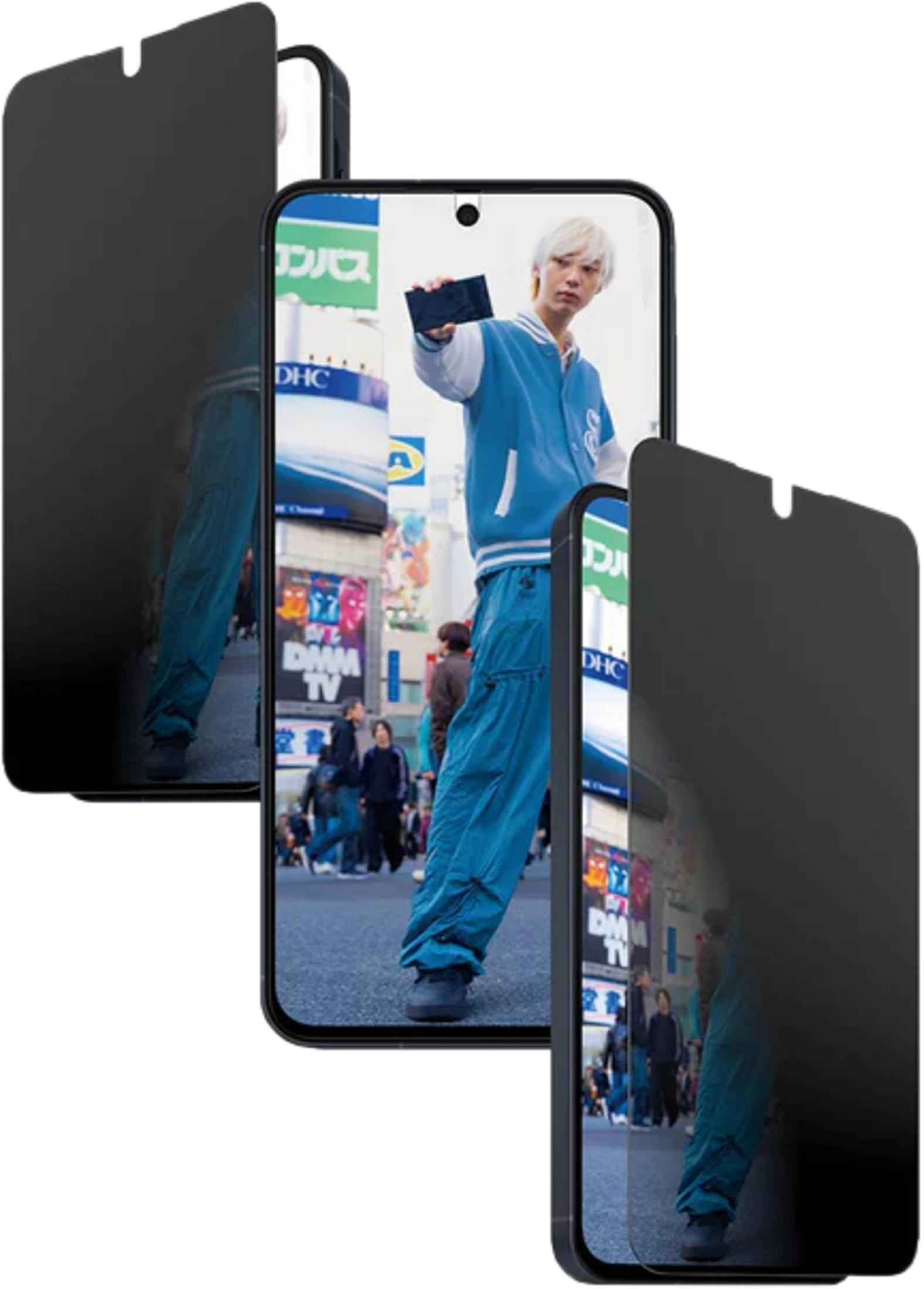 Drie telefoonschermen tonen een persoon met witblond haar die een blauwe jas draagt.