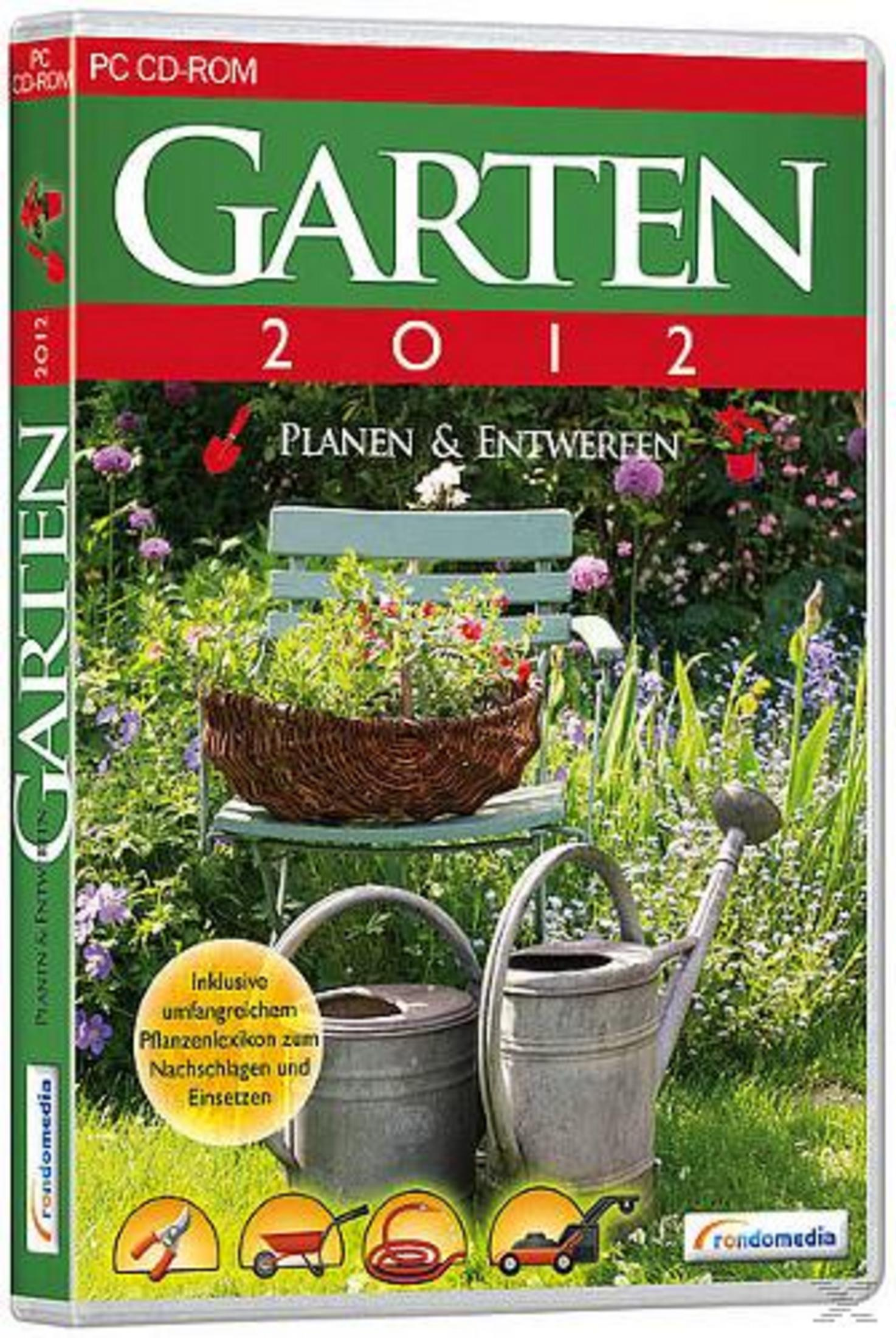 Garten 2012 PC CD-ROM Hülle mit Gartenszene, Stuhl, Korb und Gießkannen.