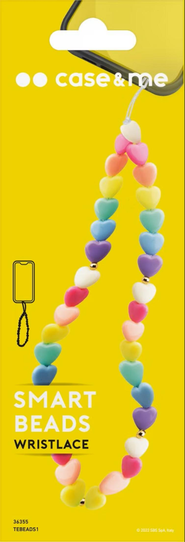 Laccetto per telefono con perline a forma di cuore colorate su sfondo giallo.