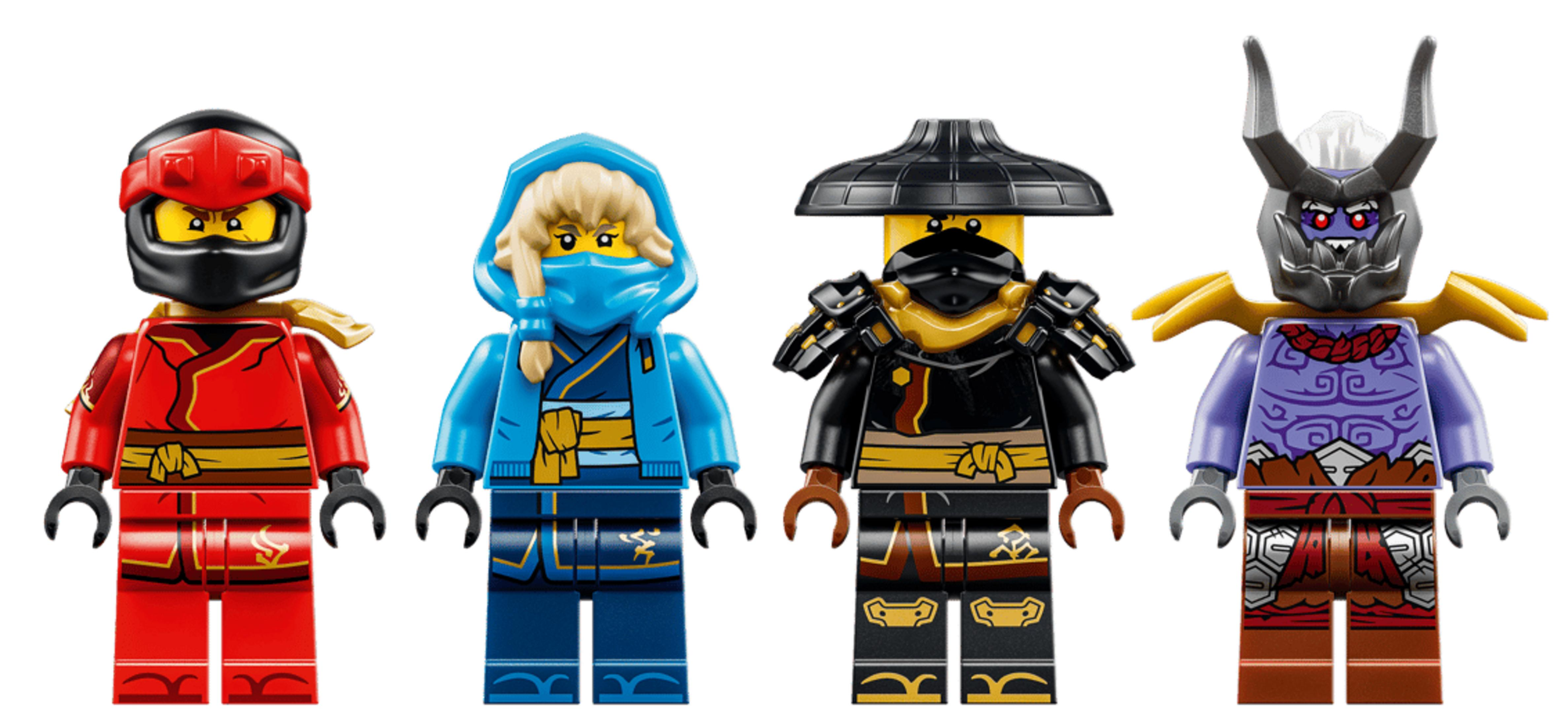 Quattro figure Ninjago: rossa, blu, nera e viola, con maschere e armature.