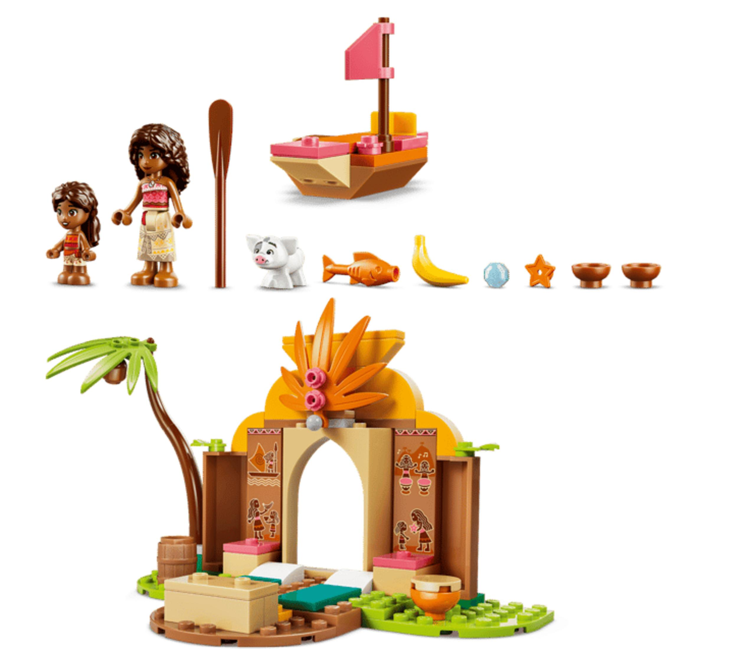 Due figure Lego di Moana, una barca, un maiale, un pesce, una banana e una casa.