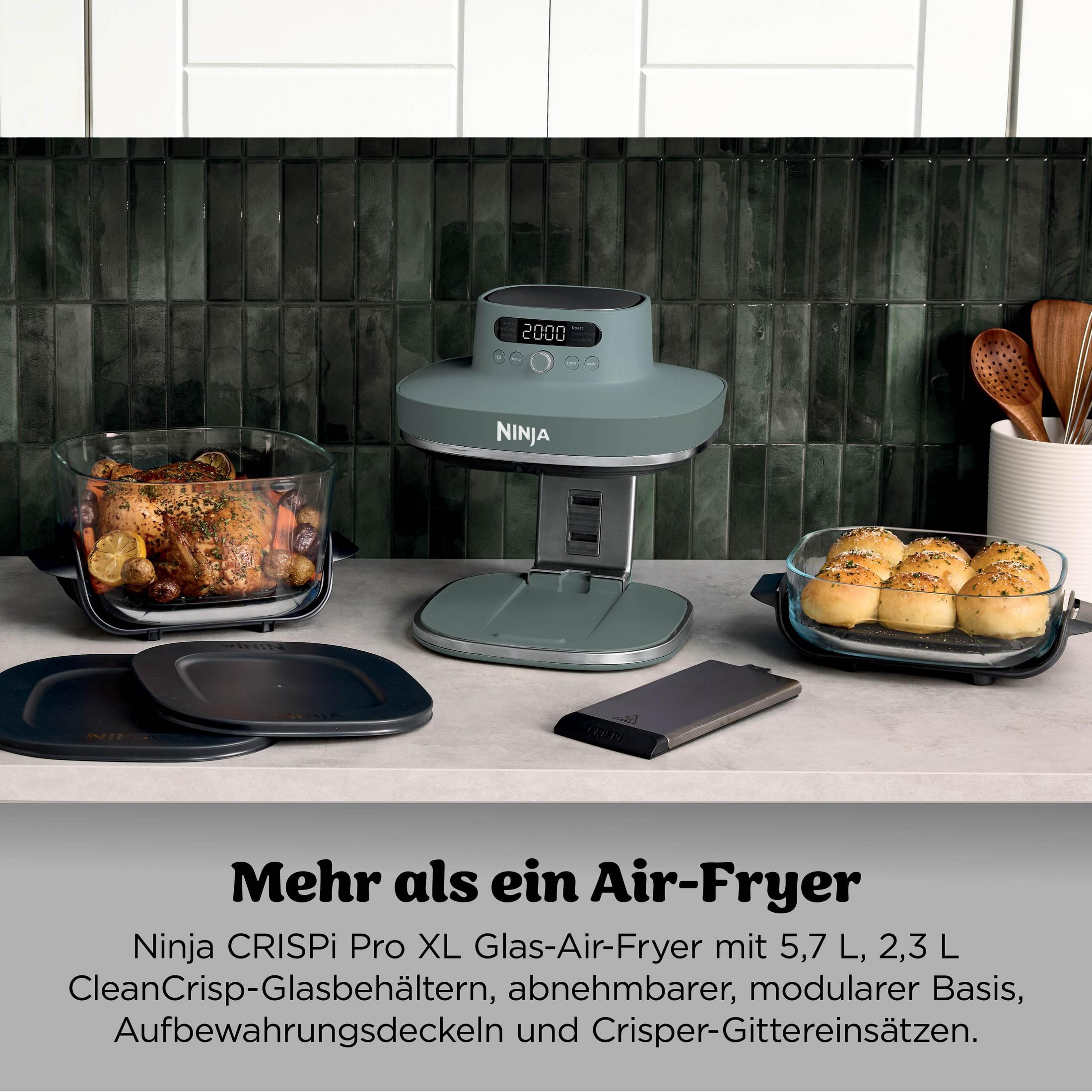 Friteuse à air Ninja avec poulet rôti et petits pains