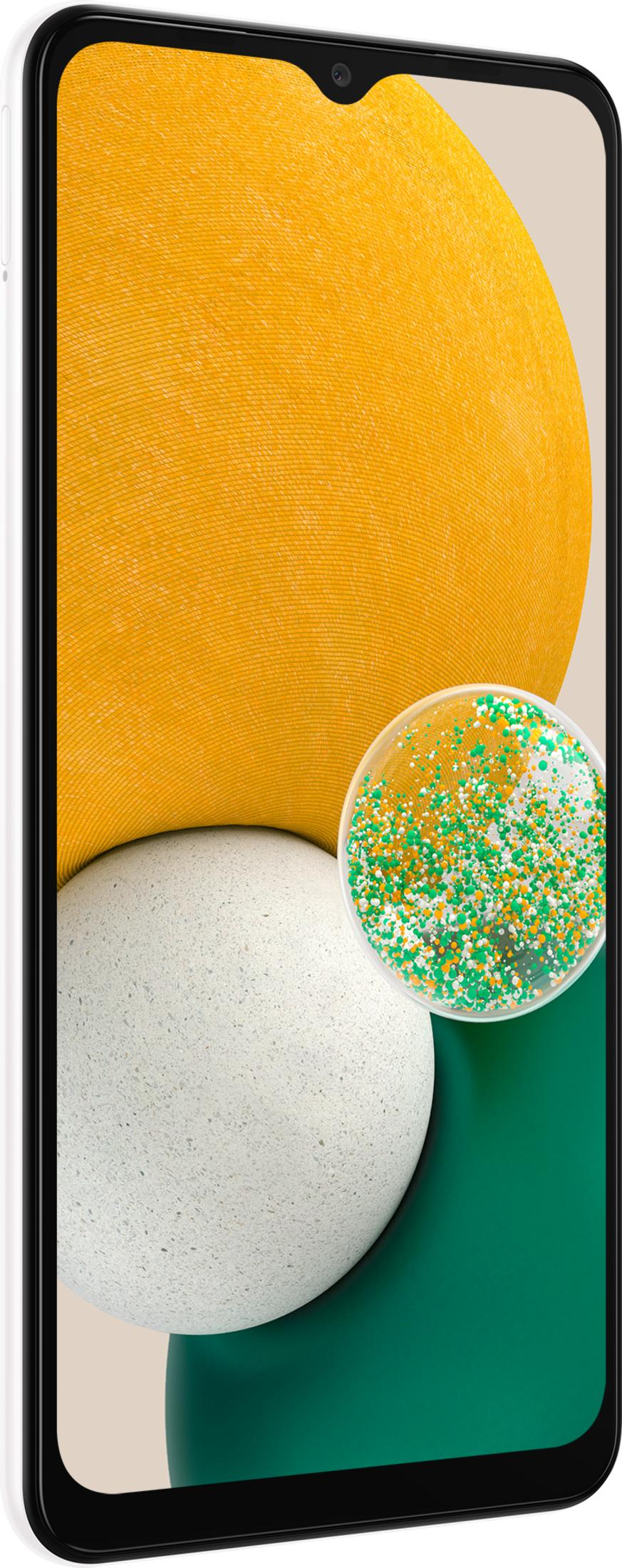 Un smartphone con fondo amarillo, blanco y verde. Vista de cerca.