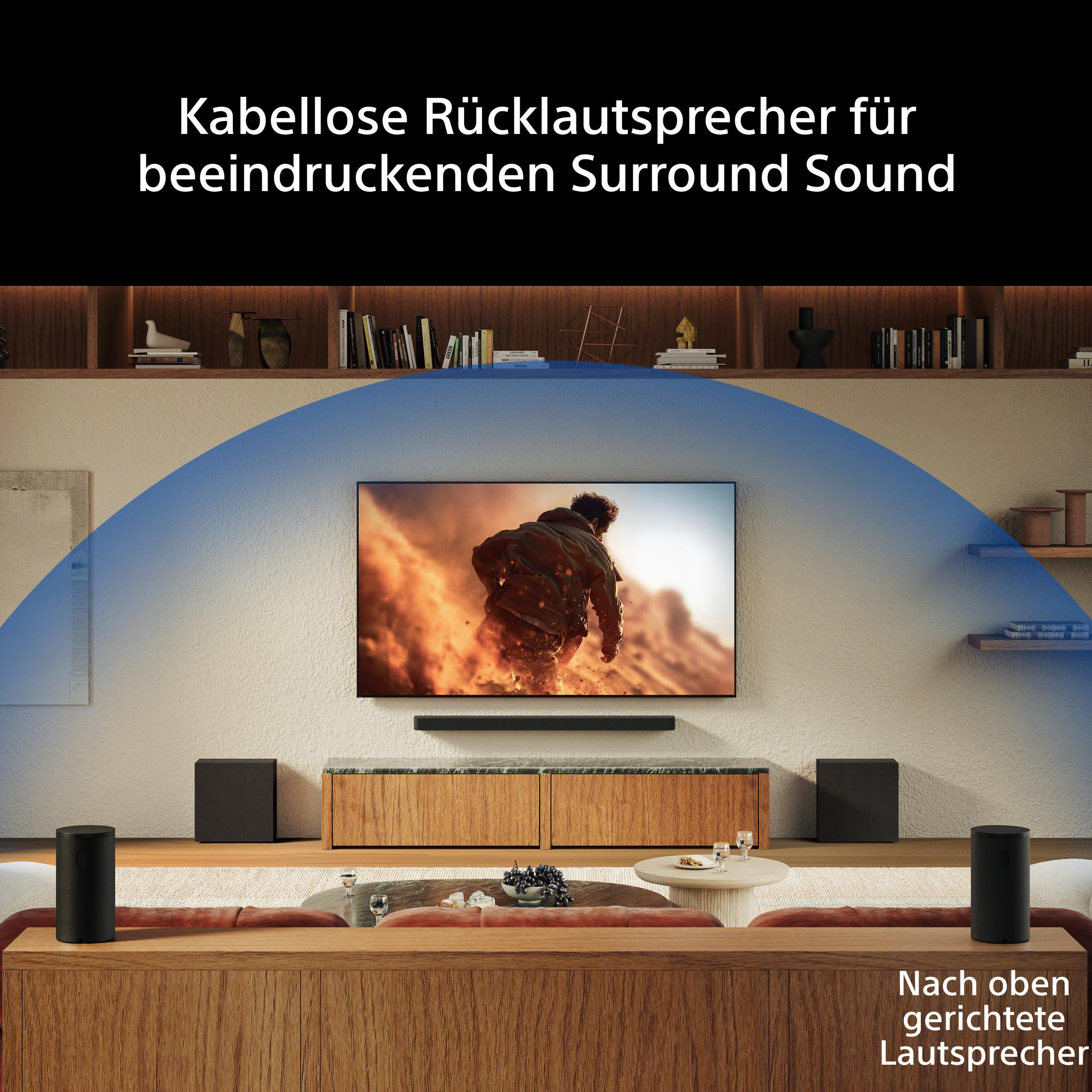 Moderne Wohnzimmer-Einrichtung mit Fernseher, Soundbar, Subwoofern und Lautsprechern.