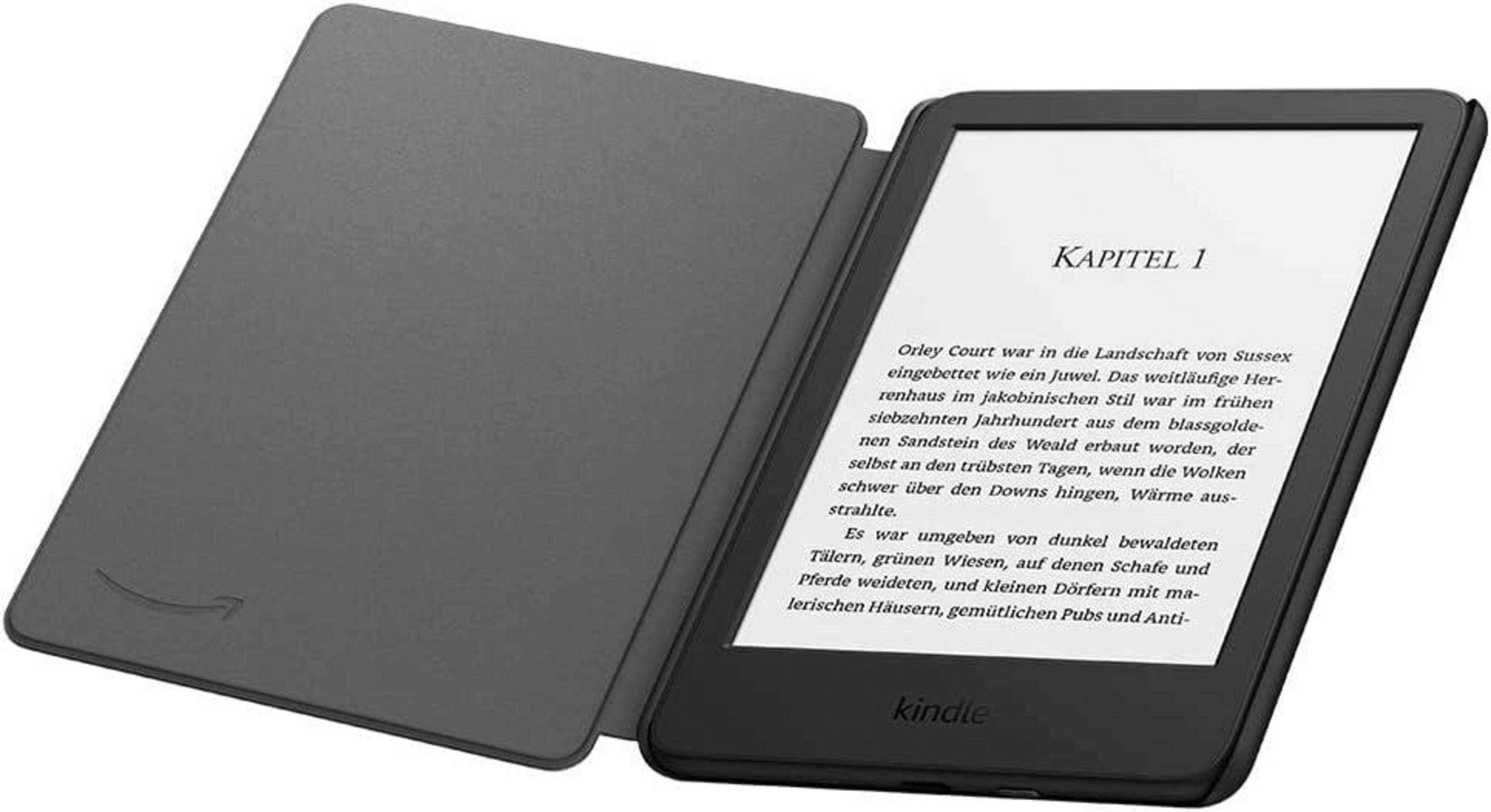 Açık gri kılıflı bir Kindle e-okuyucu, ekranda metin görünüyor.