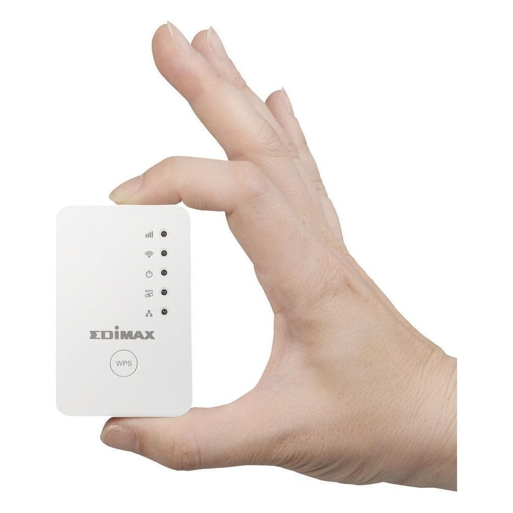 Dłoń trzyma mały biały wzmacniacz WiFi Edimax ze wskaźnikami i przyciskiem WPS.