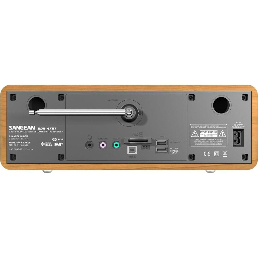 Vue arrière d'une radio Sangean DDR-47BT montrant les ports et les étiquettes de mise en garde.