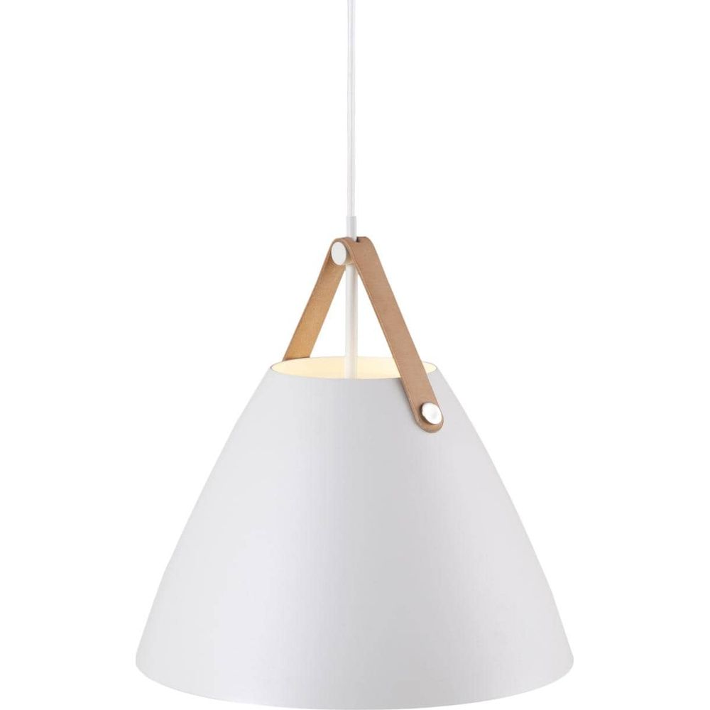 Une suspension blanche avec un système de suspension en cuir et des rivets argentés.