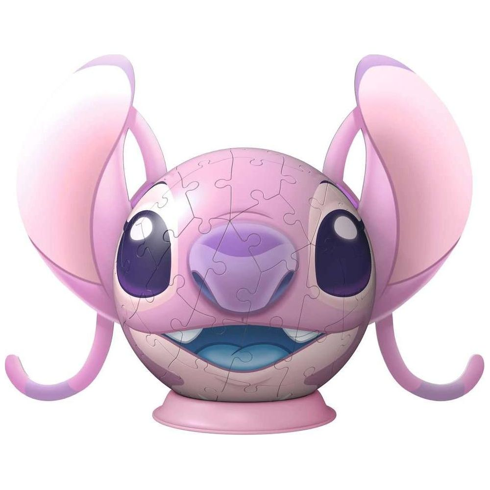 Una palla puzzle rosa a forma di Stitch, in piedi su una base.