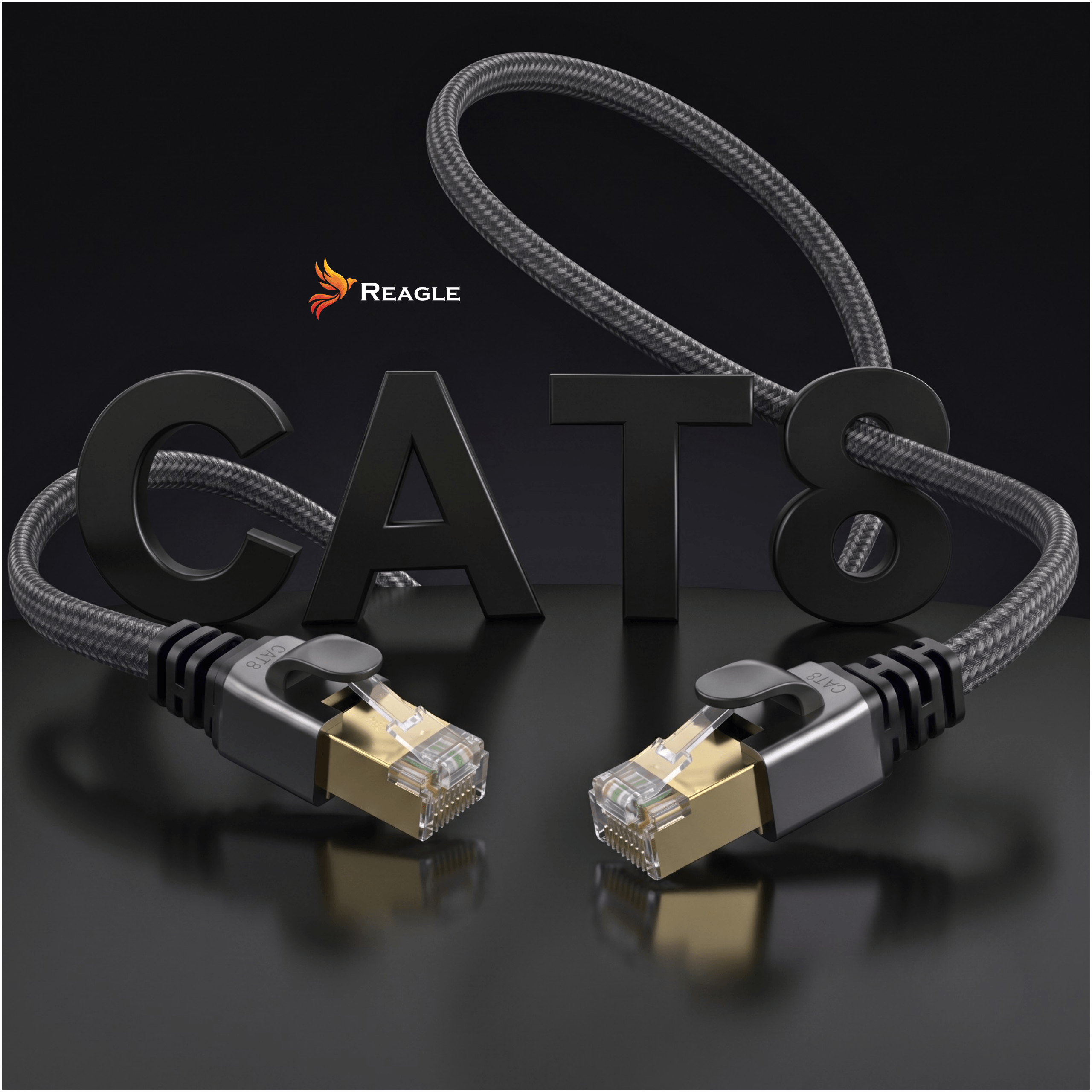 CAT8 Kabel mit vergoldeten Steckern und schwarzem Gewebemantel.