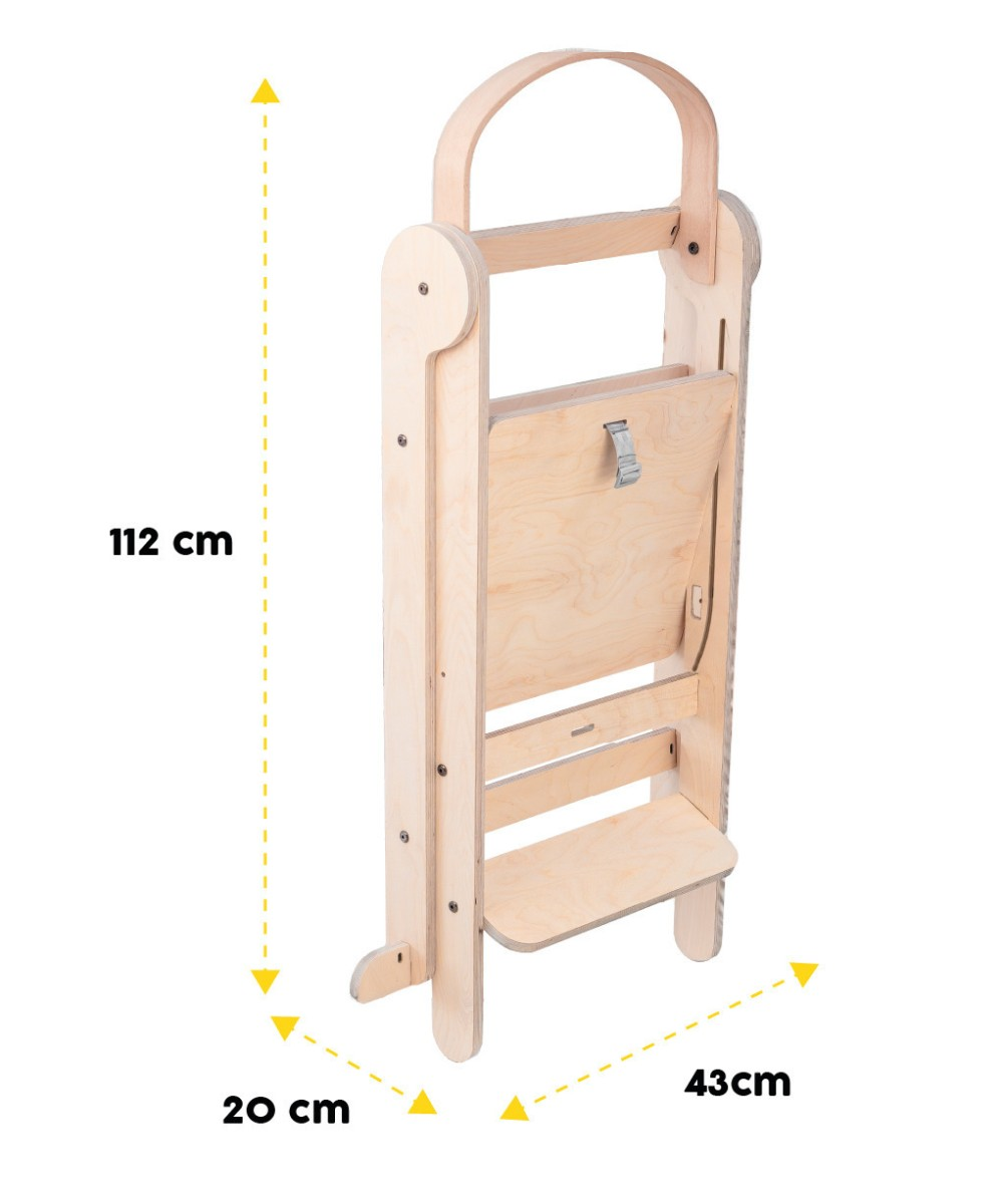 Katlanmış ahşap öğrenme kulesi, 112 cm yükseklik, 20 cm derinlik, 43 cm genişlik.