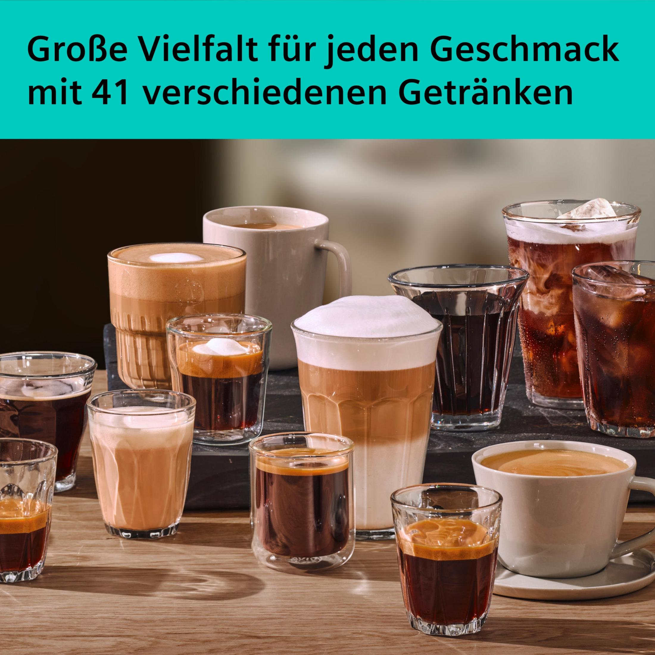 Eine Auswahl verschiedener Kaffeespezialitäten in Gläsern und Tassen.