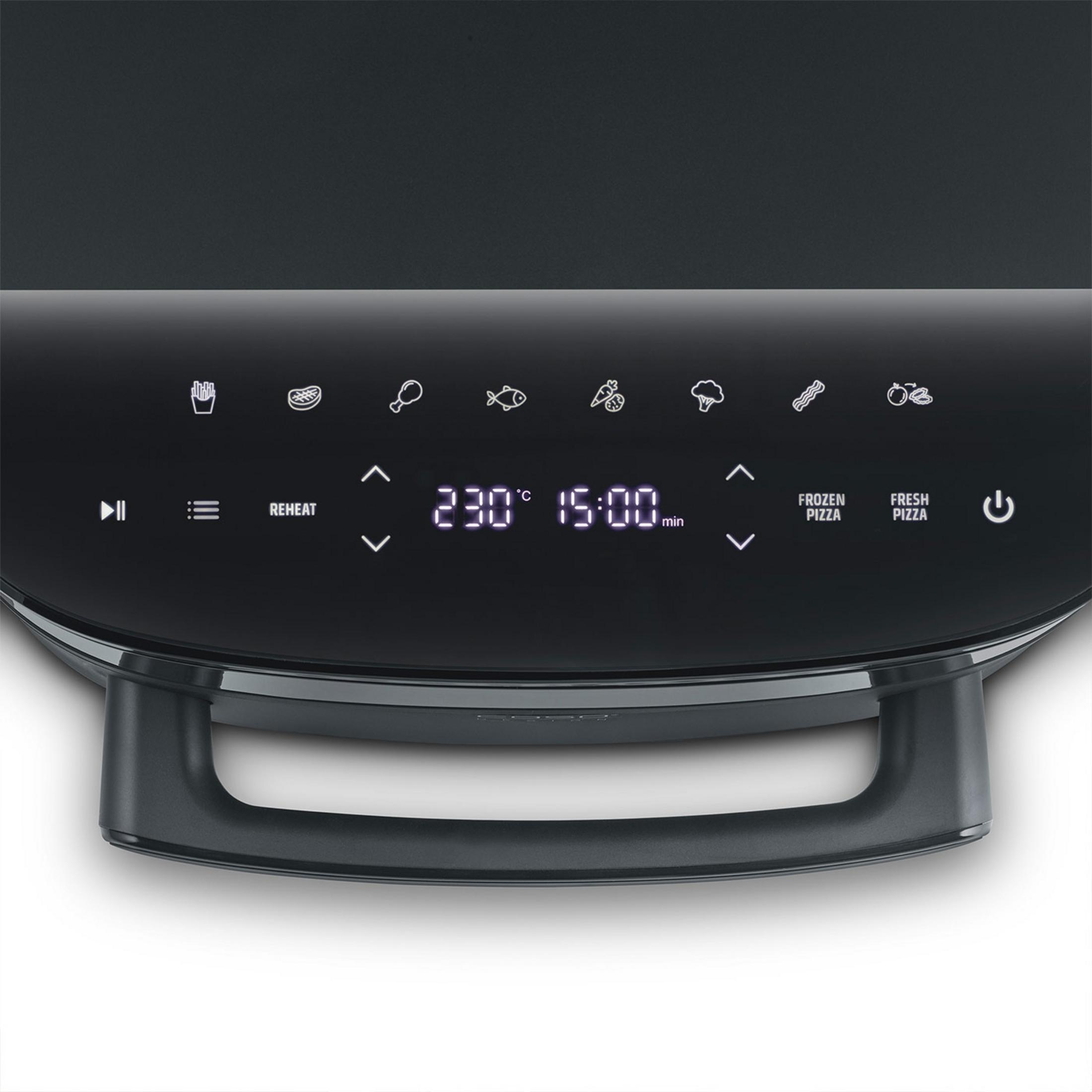 Digitalanzeige eines Airfryers mit Symbolen für Pommes, Steak und Fisch.