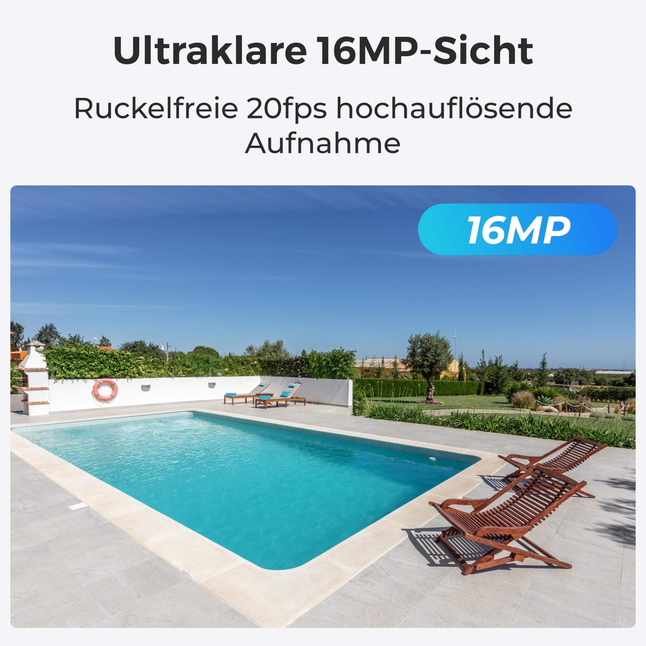 Ein luxuriöser Poolbereich mit Sonnenliegen, Palmen und einem türkisfarbenen Pool.