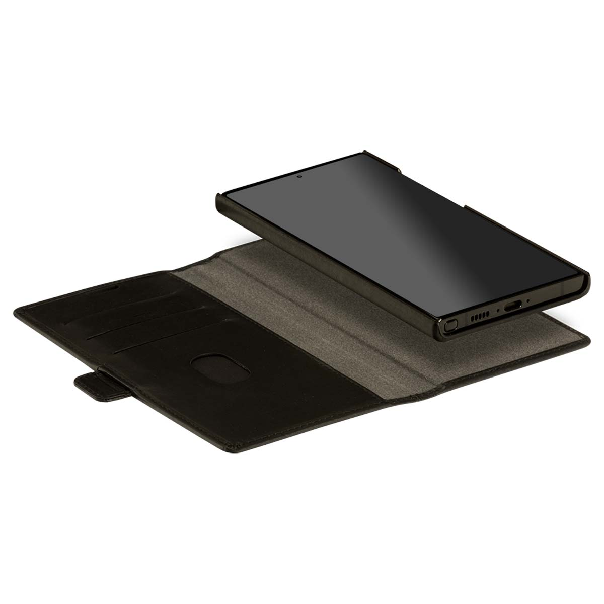 Schwarzes Handy-Etui, offen, mit Smartphone. Weiße Unterlage.